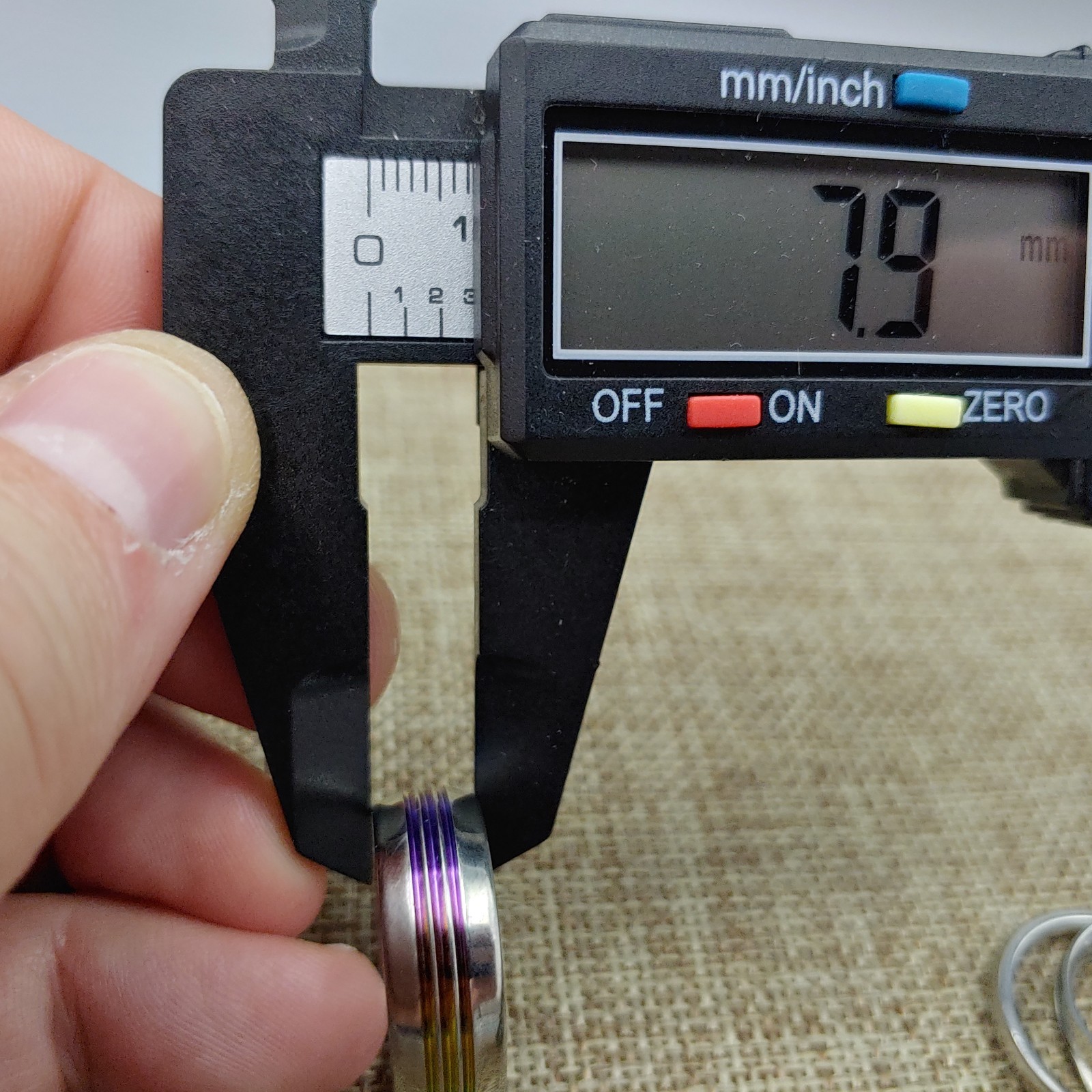 Titanium Rainbow Ring size 10 weighs 5.1g band 8mm