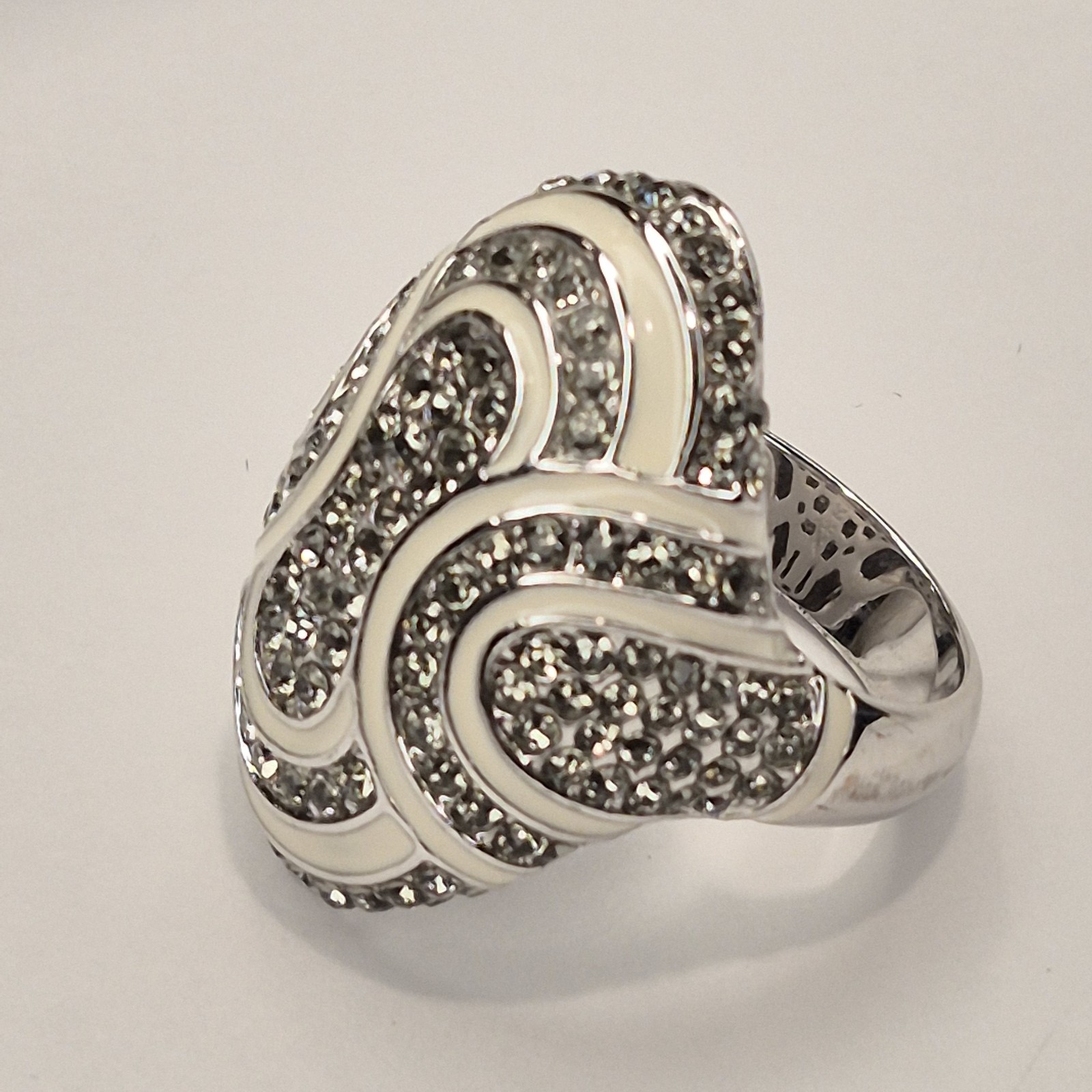 Akkad Cream White Enamel Clear Rhinestones silver tone Statement Ring Size 9 1/4