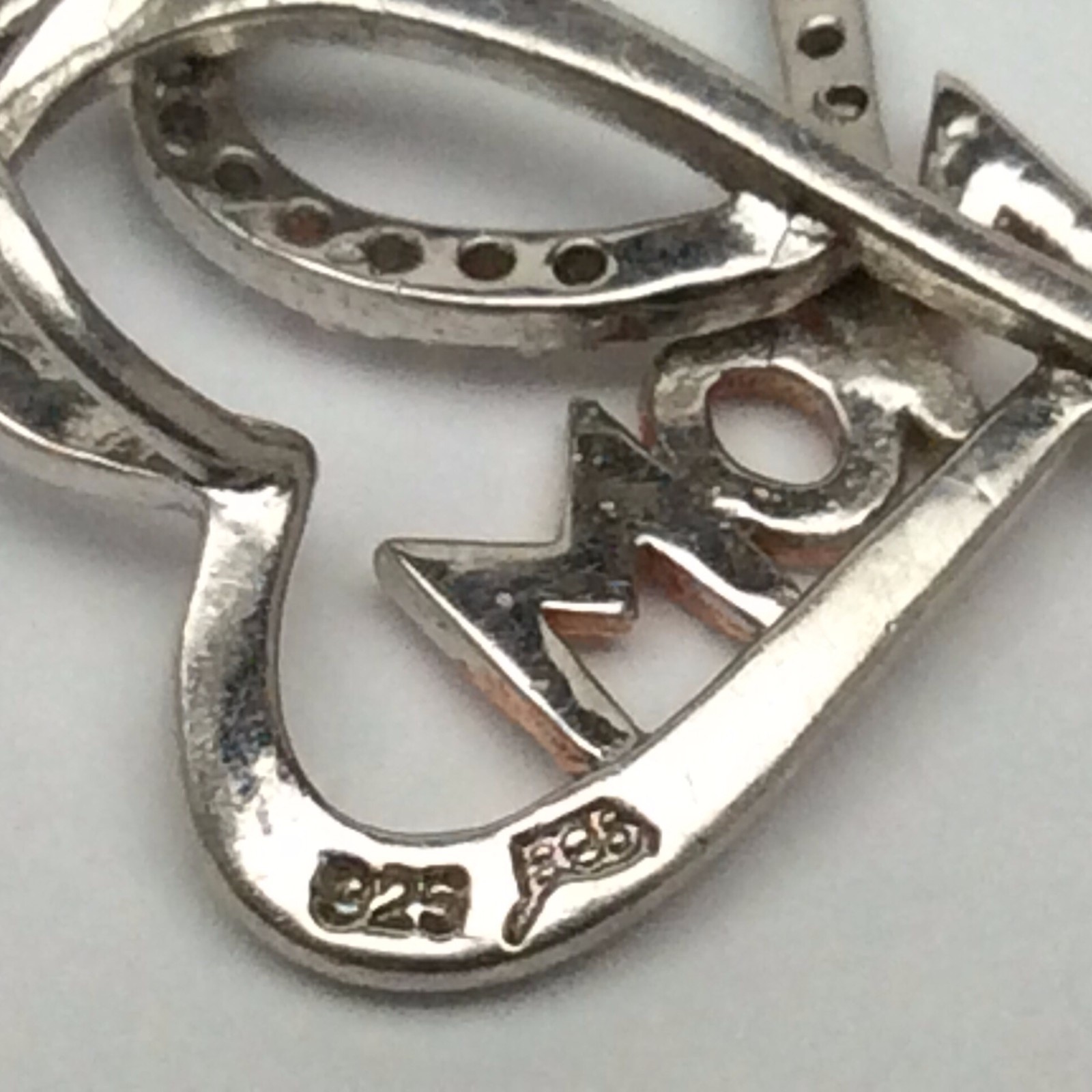 Sterling 925 Silver Marked Hearts Mom Cubic Zirconia 2.3 g Gram Pendant B645