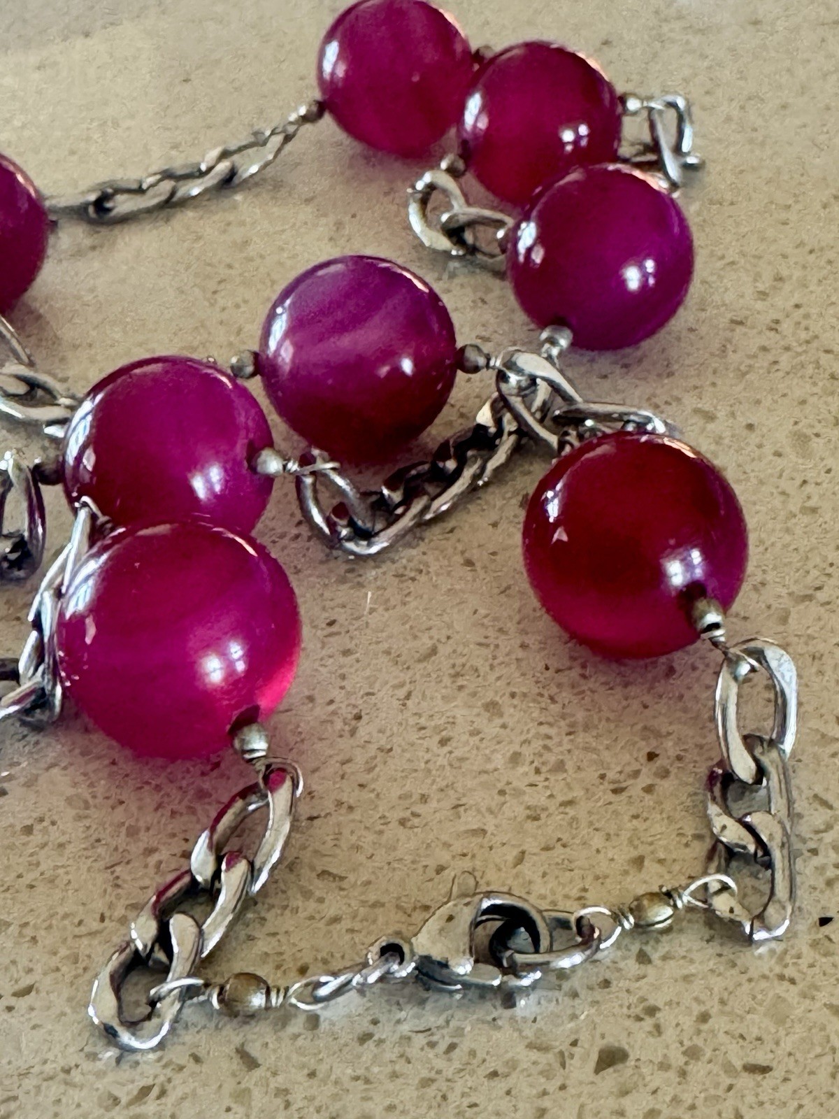 MCM Fuschia glass bead Necklace Figaro style Link Chain Lobster Clasp, HOT!!