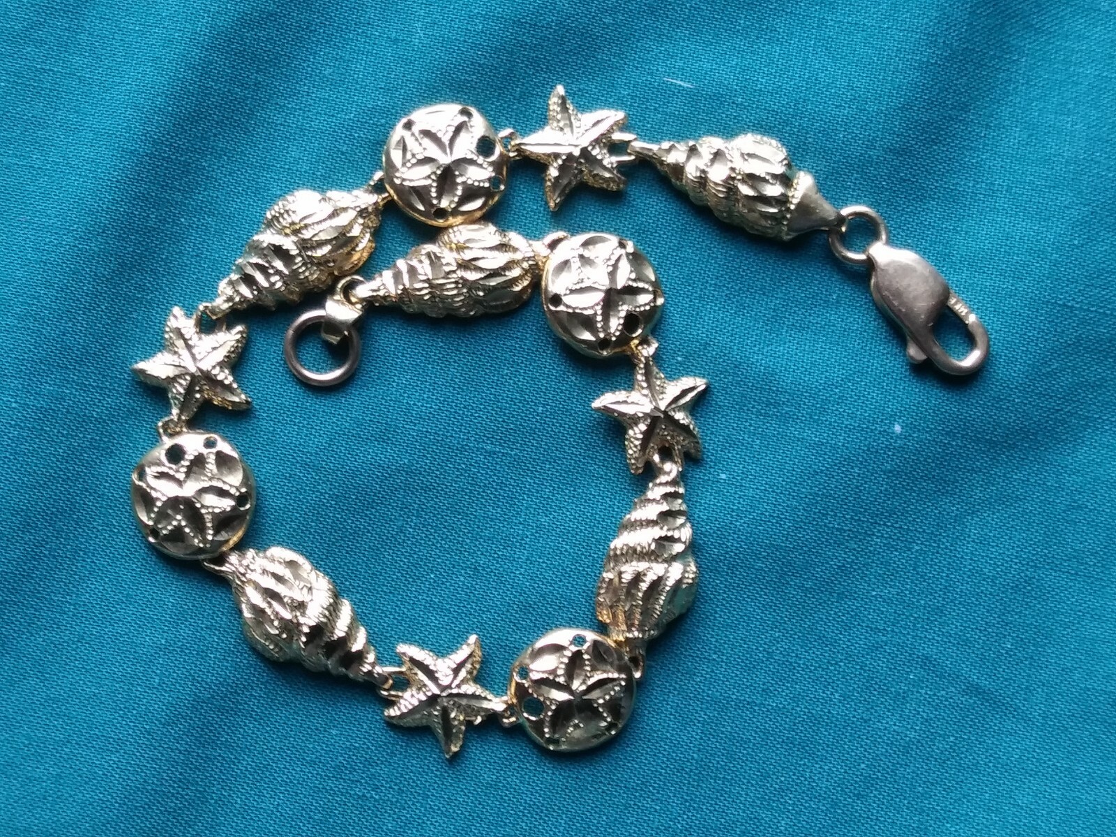 gold 14k solid bracelet star fish fashion design 7 1/2 inches 9.8 grams #5706