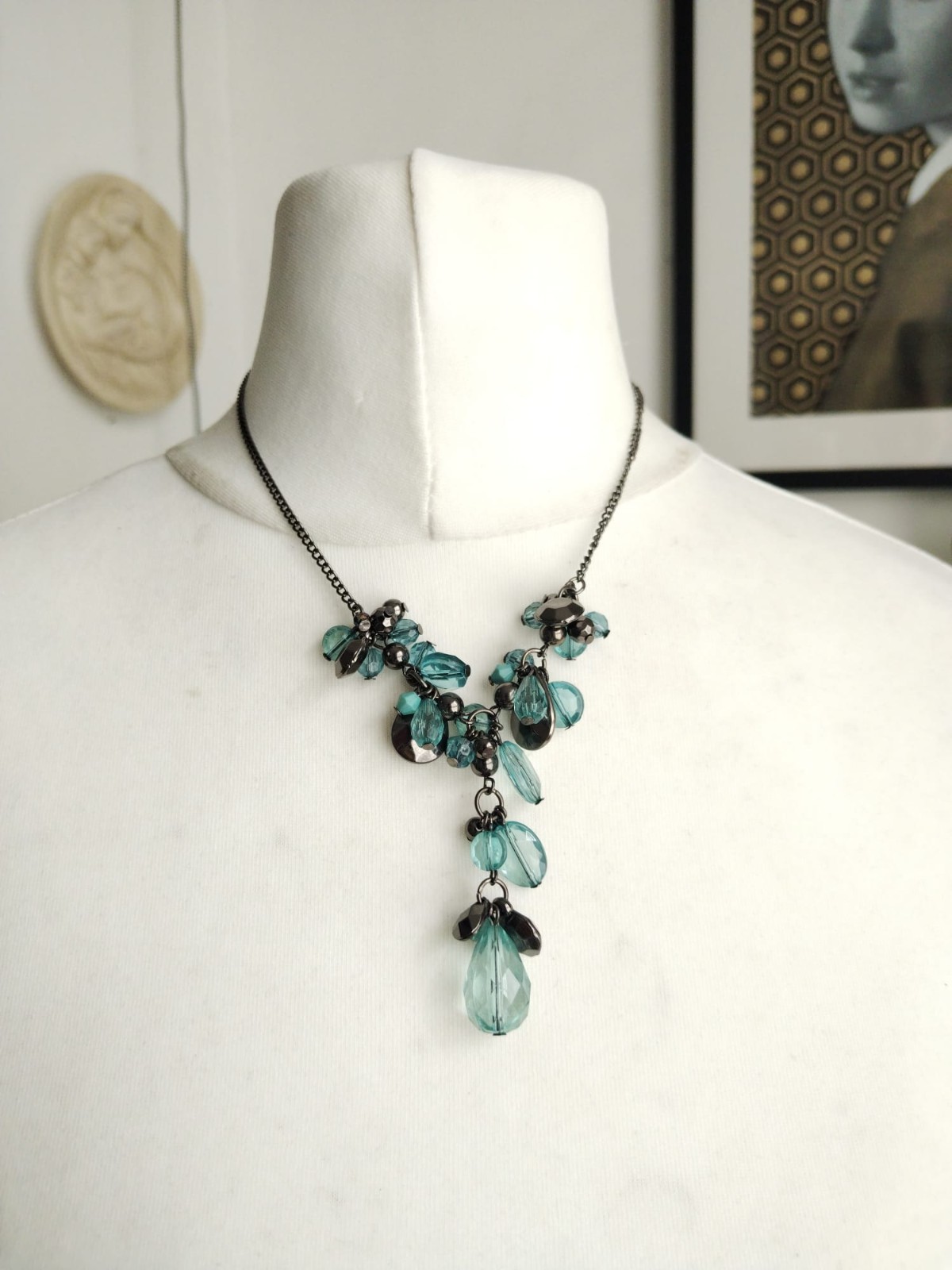 Y Drop Dark Metal Chain short Necklace, Teal, Gunmetal Mixed shapes Beads
