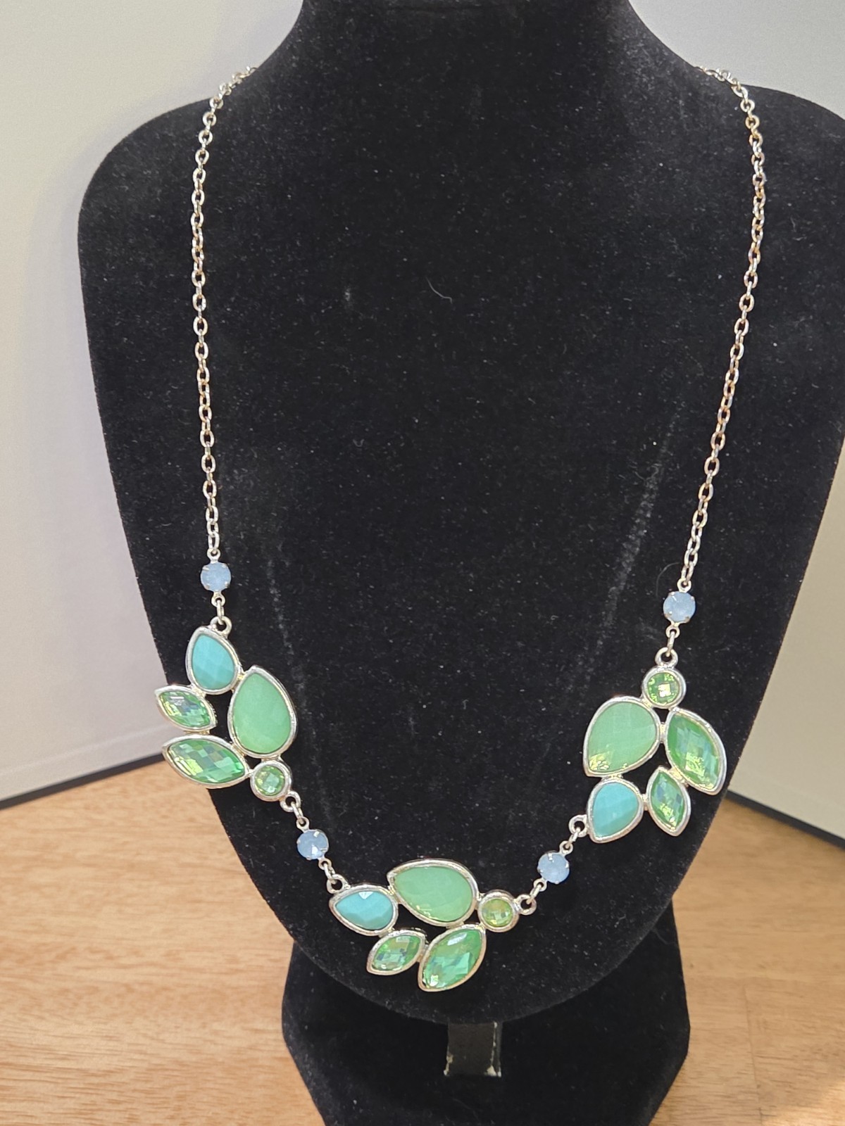 Green Blue Statement Necklace And Earings Set Silverstone Tear Drop Crystals