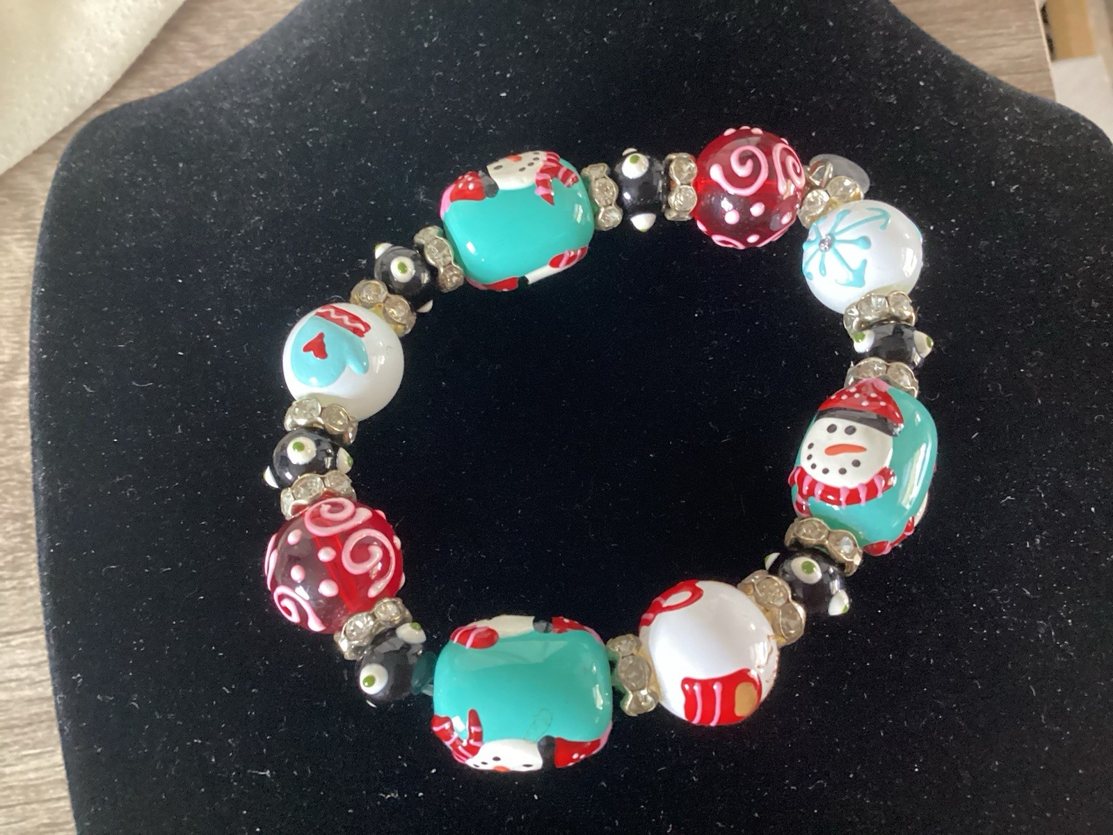 Kate /Macy Snow Fun Design Painted Glass /Acrylic Beads Rhinestones Bracelet