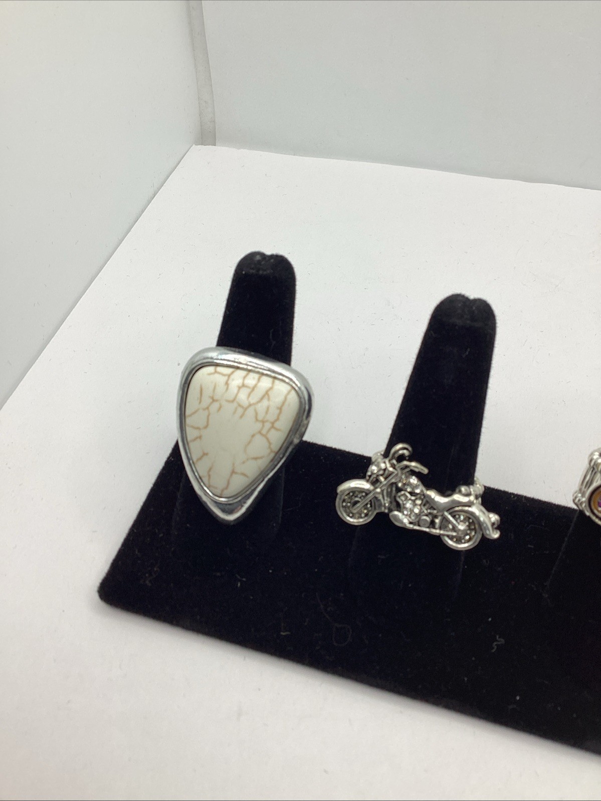 Lot Of 5 STRETCHY Costume Rings. See Pics For Sizes