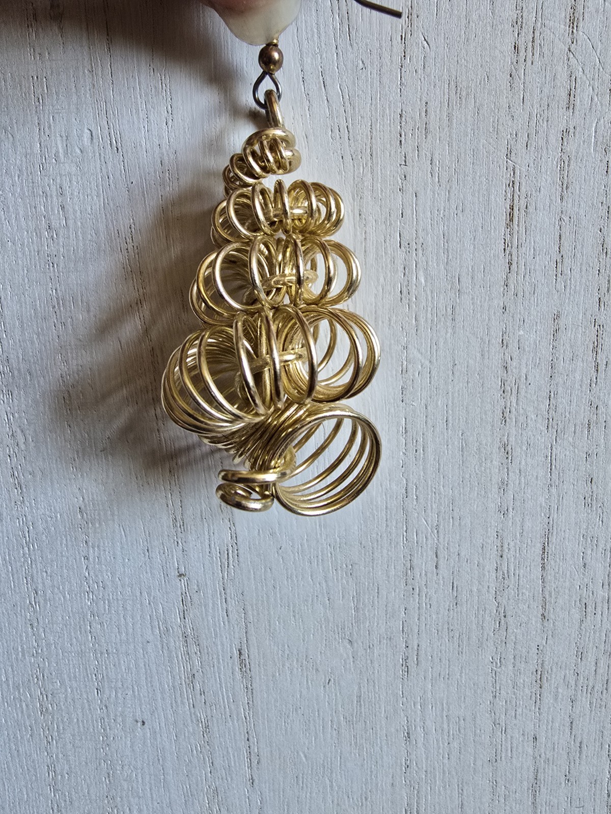 Gold Tone Coiled Twisted Wire Earrings Metal Cone Shell Vintage Aluminum