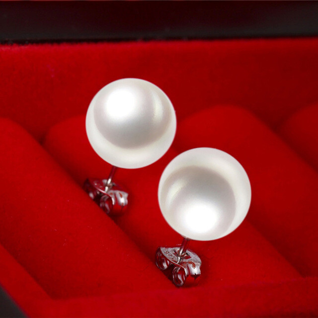 925 Sterling Silver Near ROUND 8-8.5mm Cultured Freshwater Pearl Stud Earrings