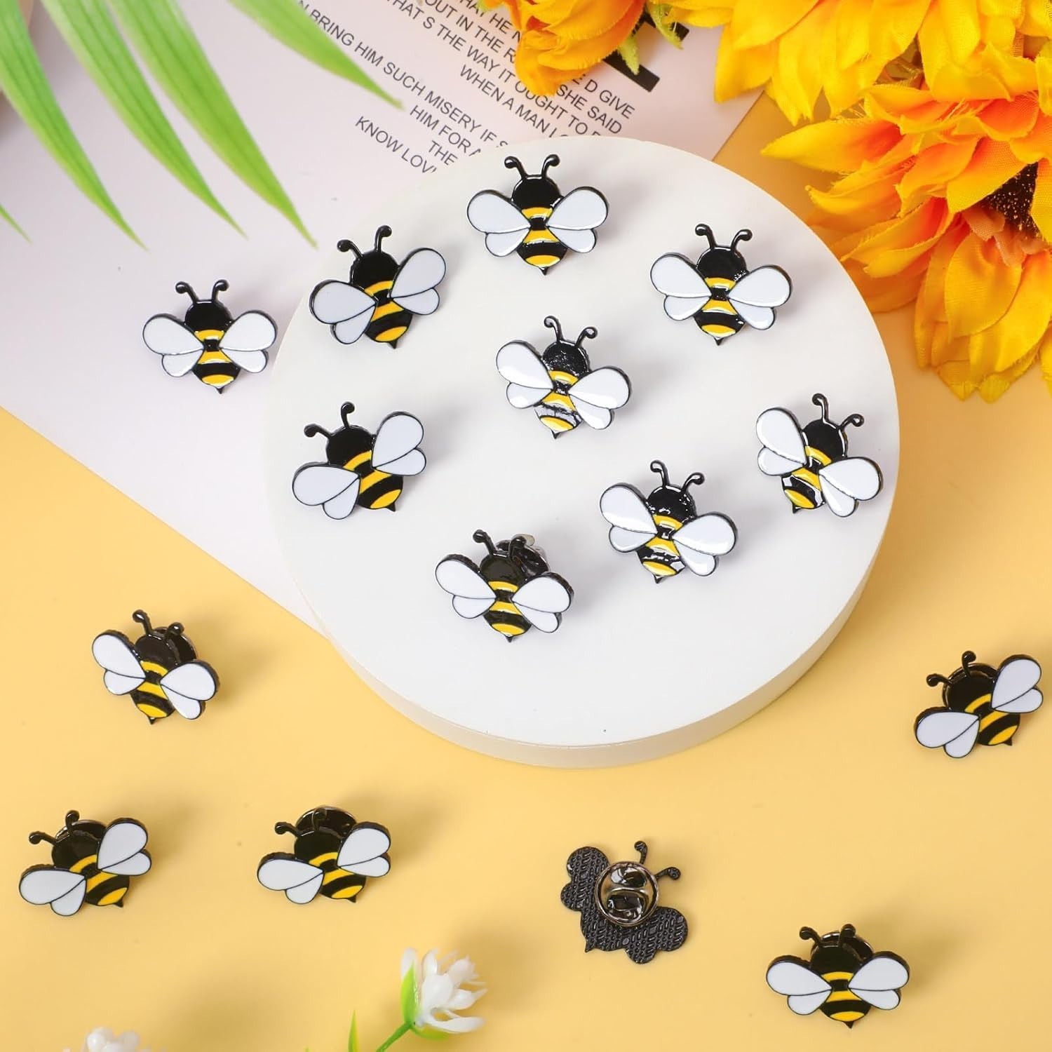 72PCS Bee Enamel Pins Honey Bee Brooch Pins Cute Bee Lapel Pins Bulk Bee Badg…
