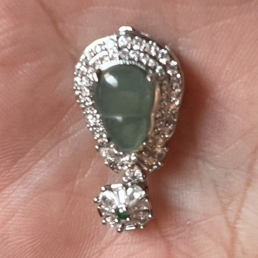 Natural Grade A Jadeite Gourd Pendant