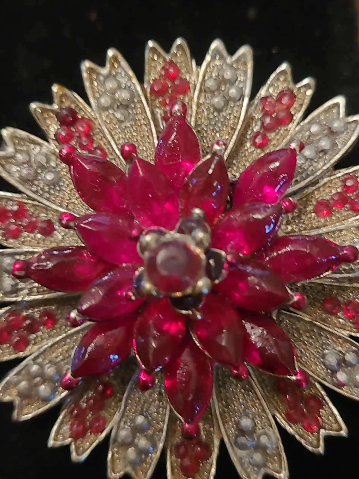 Vintage Ruby Red Rhinestone Chrysanthemum Flower Brooch Silver Tone Unsigned