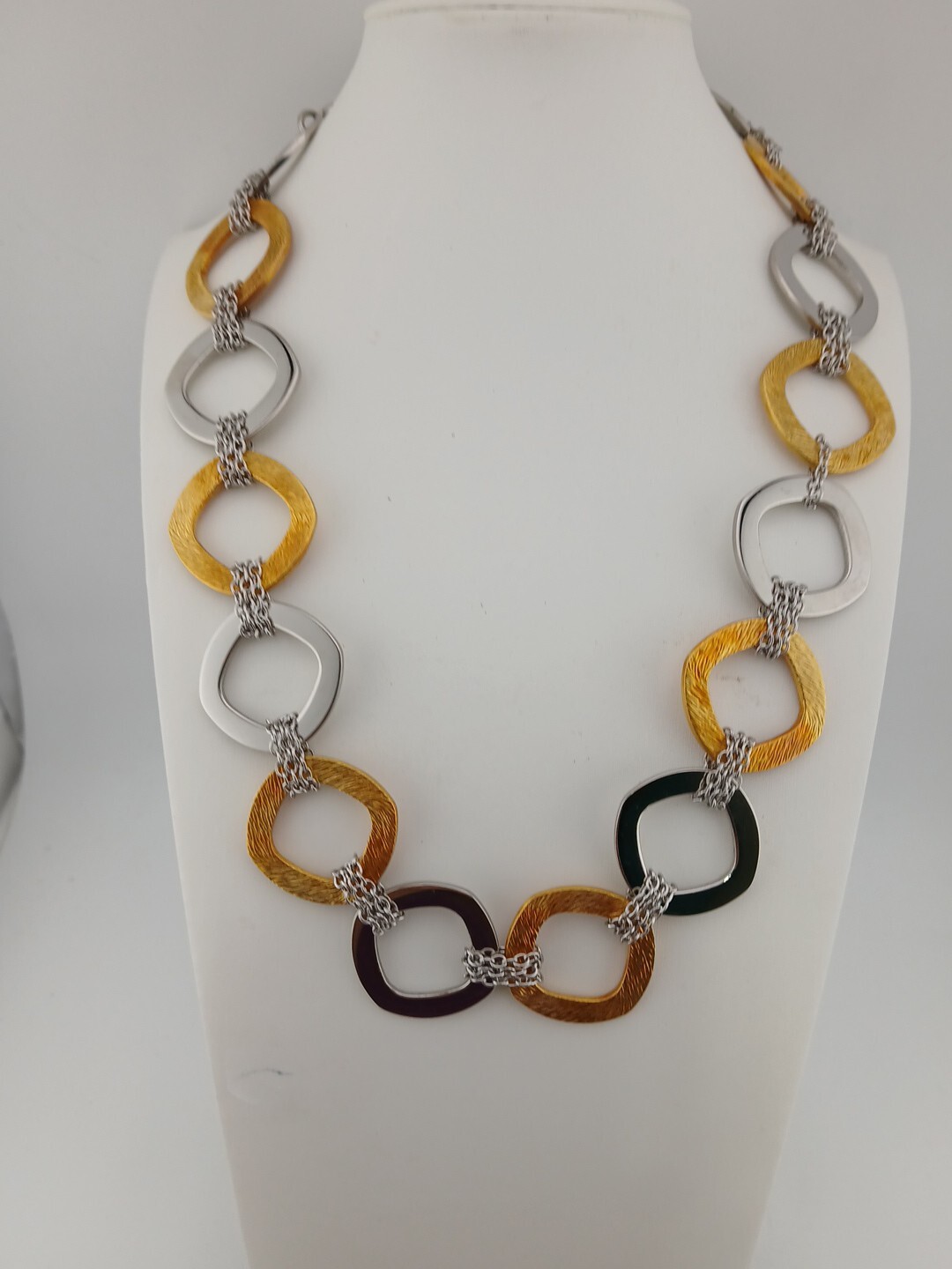 QVC ” Steel by Design ” Textured Smooth tri color Open Square Links Necklace