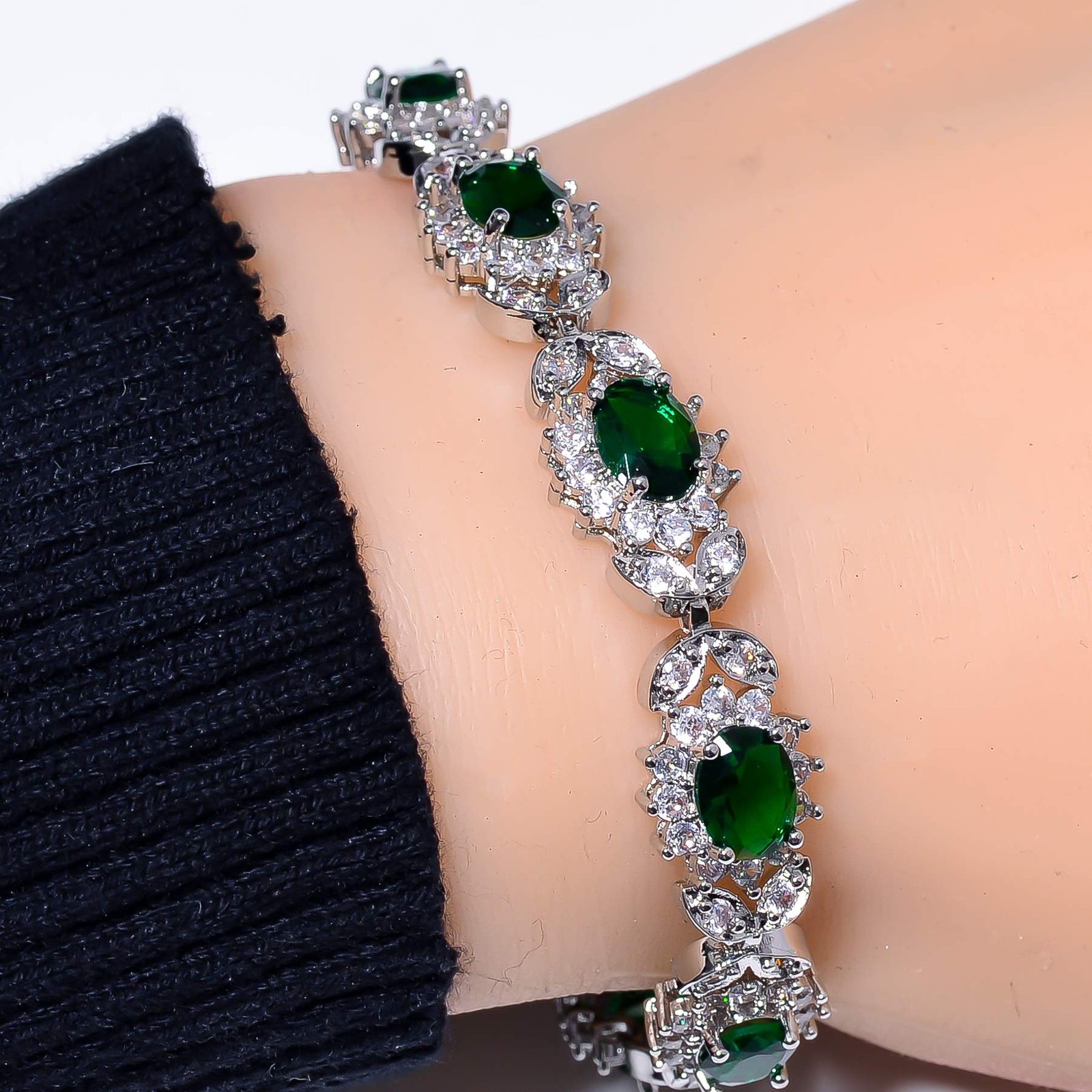 Tsavorite 925 Sterling Silver Tennis Bracelet 7.99″ B74070711, Christmas Gift