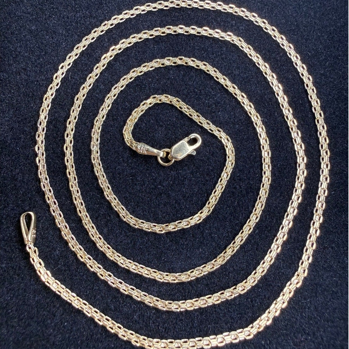 Solid 10k Yellow Italian Gold Bizmark Chain Necklace 22′ Long 1.84mm Wide