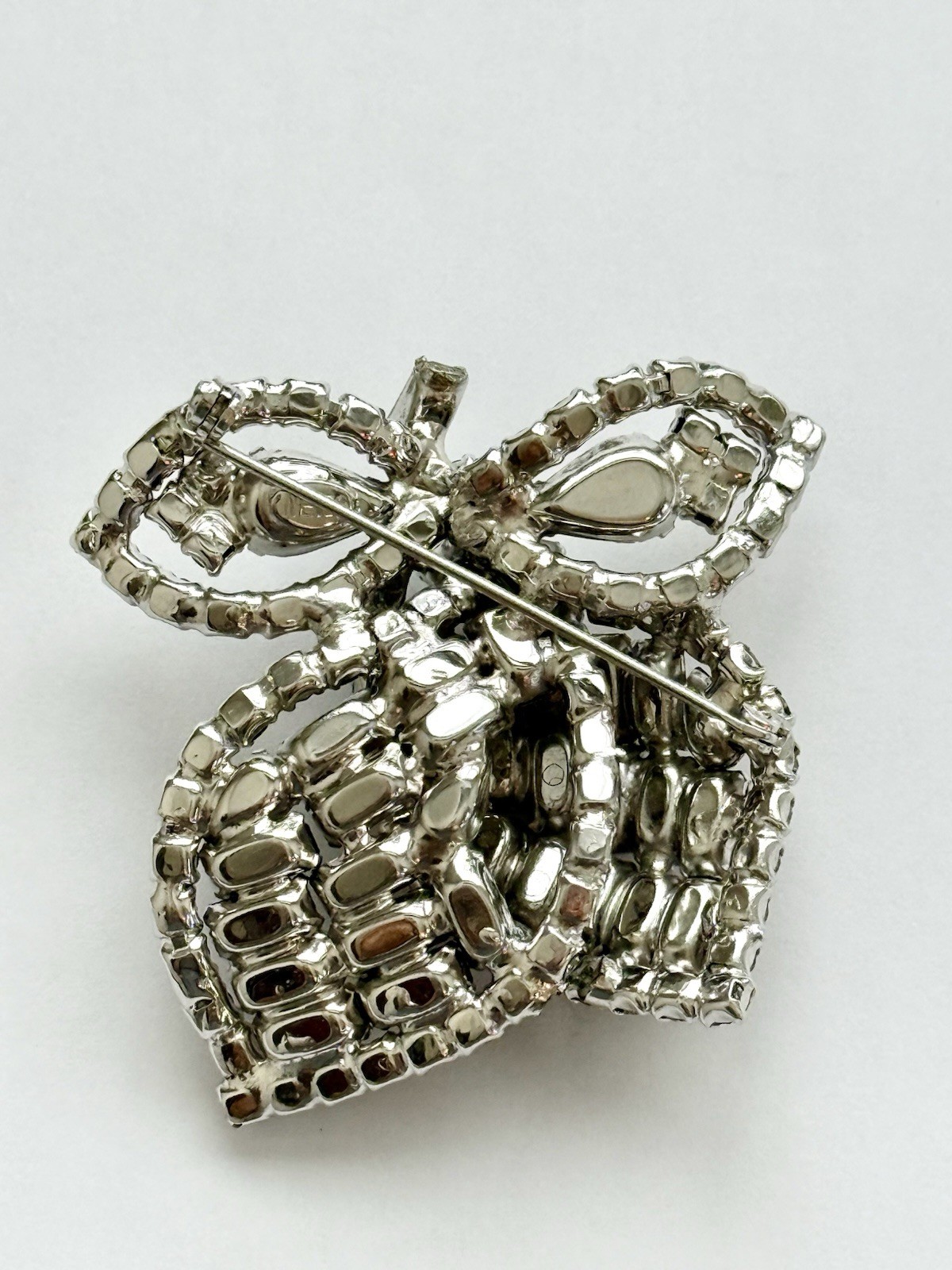 WEISS Signed Bee Brooch Pin Silver-Tone Metal Clear Baguette Rhinestones 2″