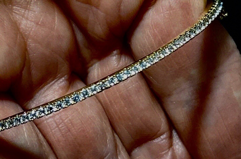 New with Tag Nordstrom CZ Bangle Bracelet Gold Overlay 2mm Oval 7″ $59 Retail