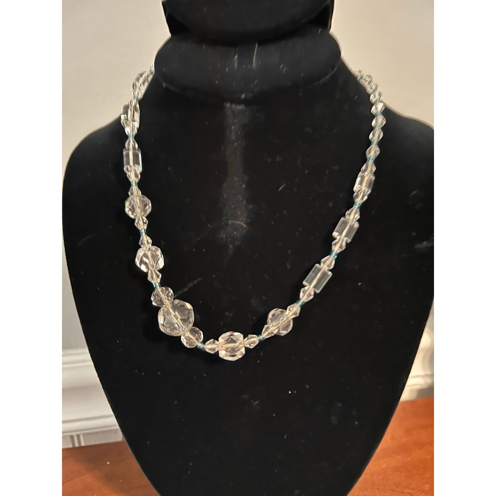 Vintage Aurora Borealis Single Strand Graduated Crystal Necklace 18″