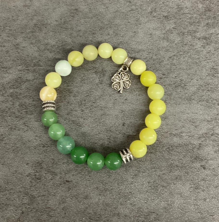Jade bracelet with 4 leaf clover charm