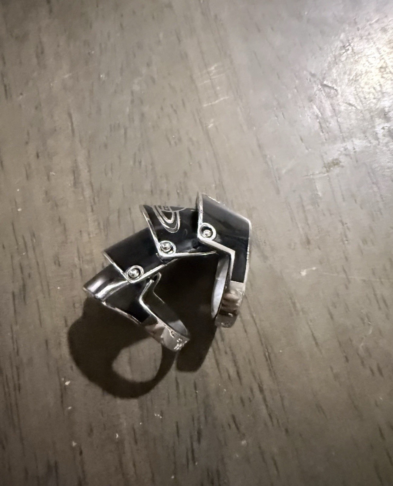 Vivienne Westwood Nana armor ring Vintage Style black silver G2U