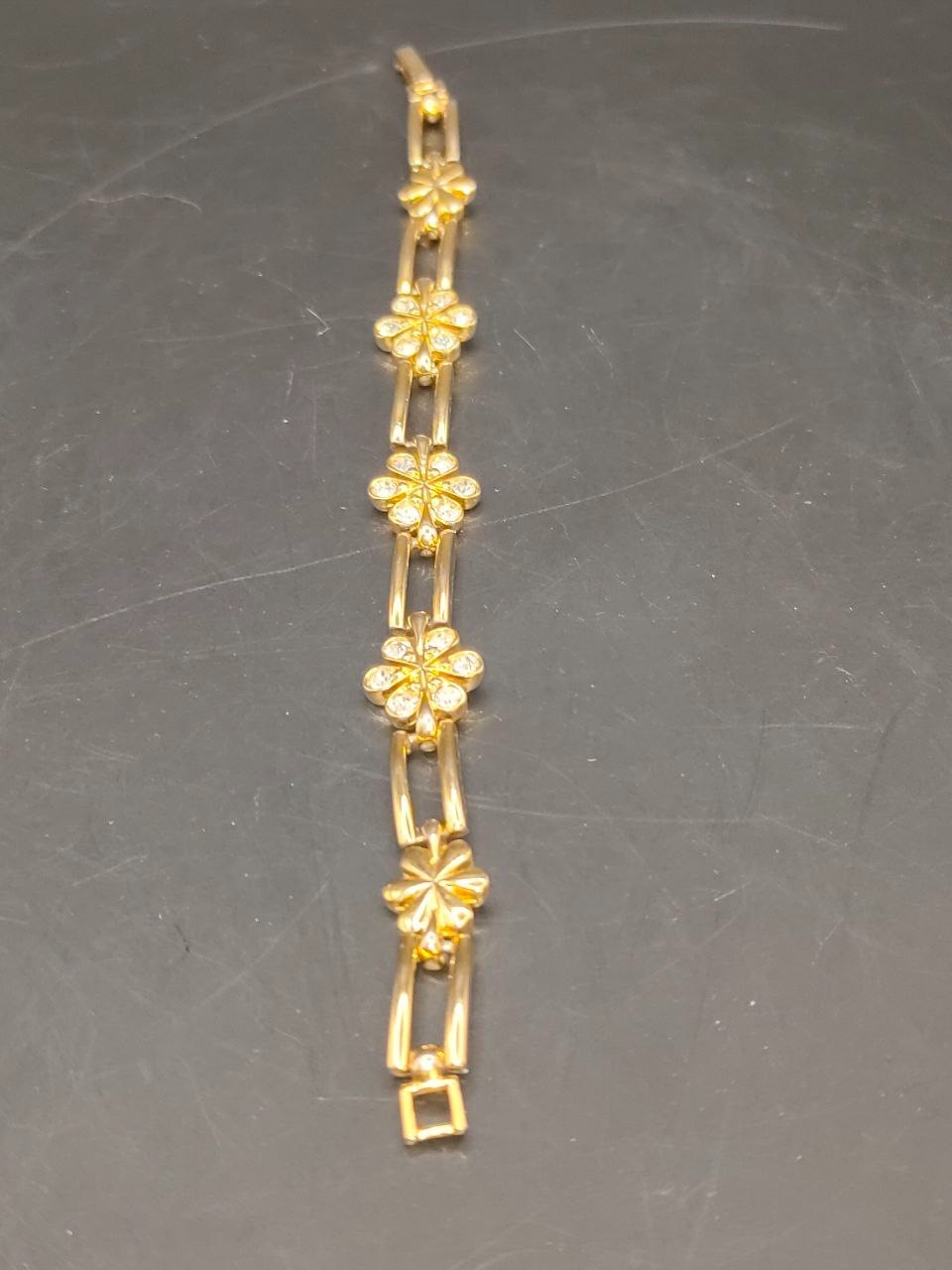 Gold-Tone Floral Crystal Link Bracelet Vintage Style Elegant 18 cm