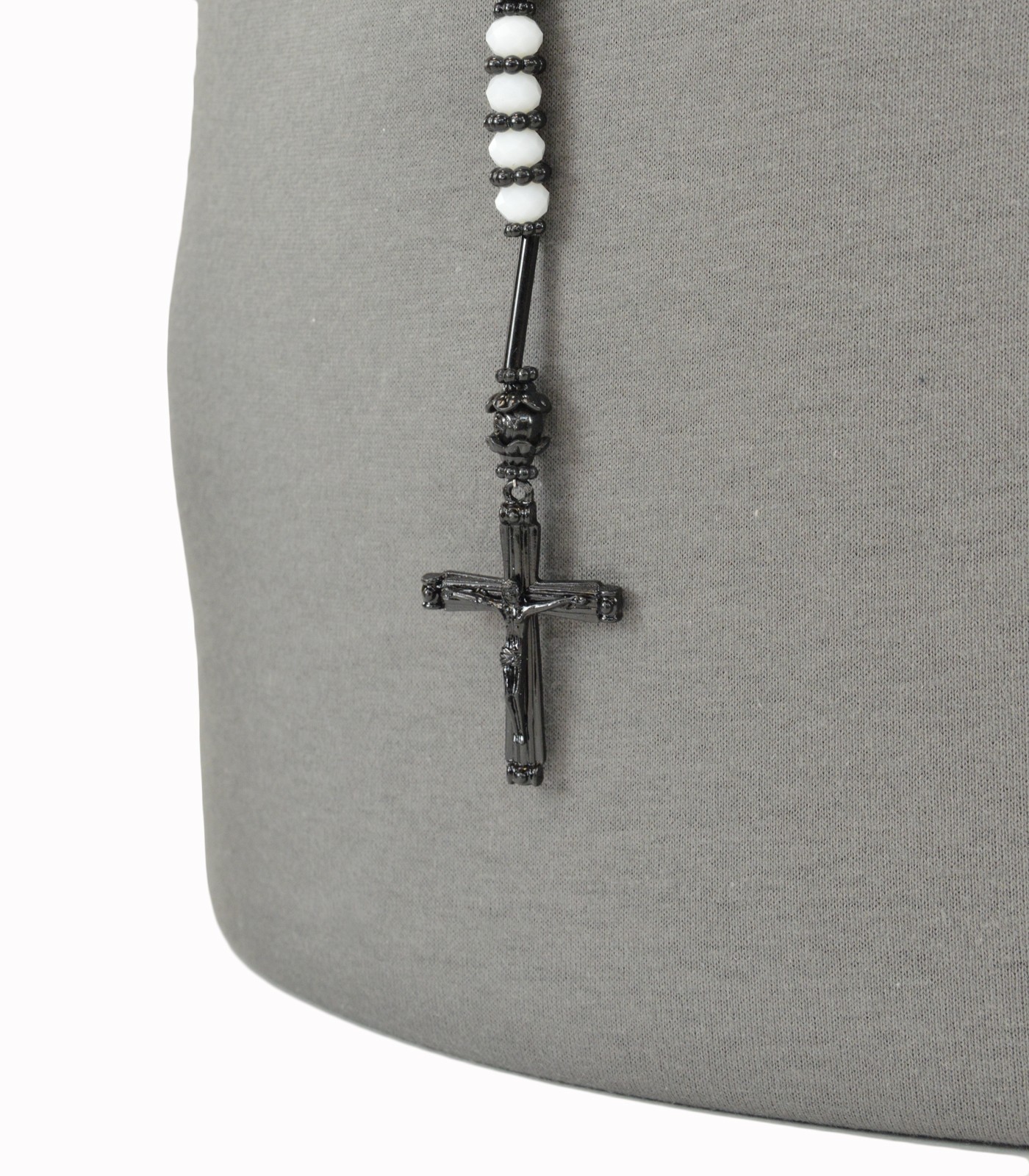 Men’s Hip Hop 8mm WHITE Bead Black Rosary Pray Hand & Jesus Cross Necklace BKWH