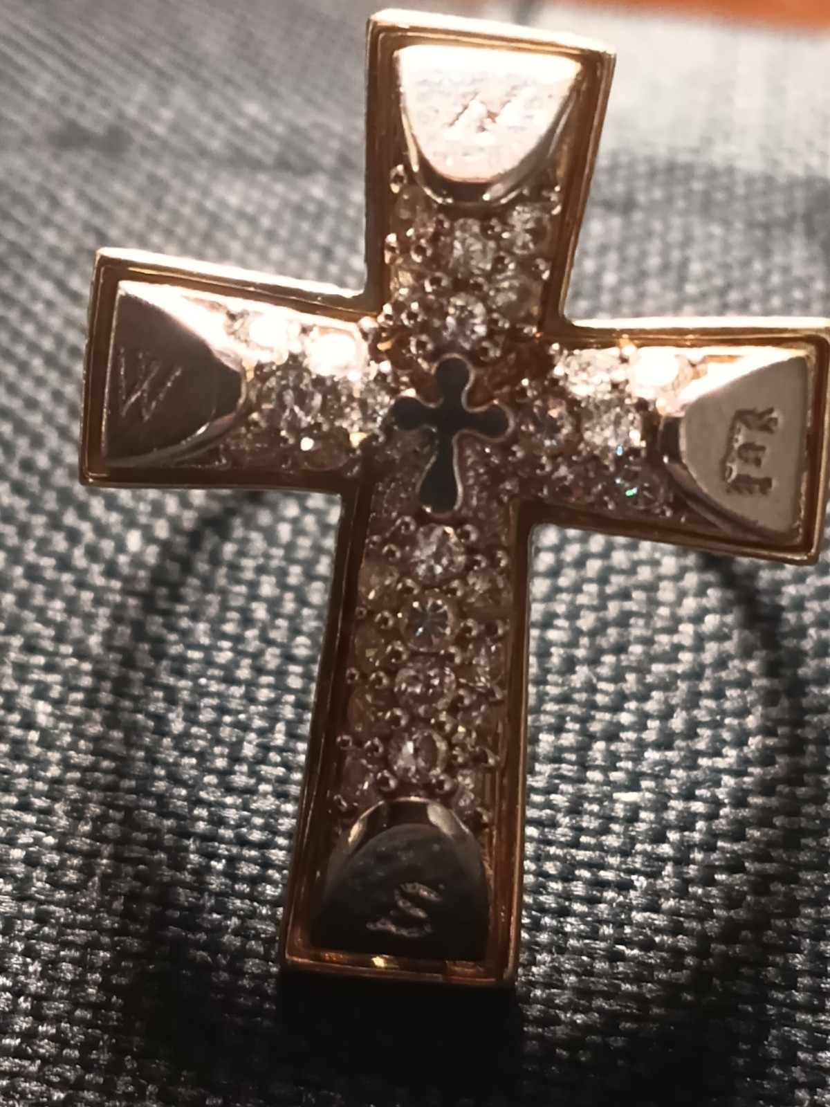 10K Cross Ring Band