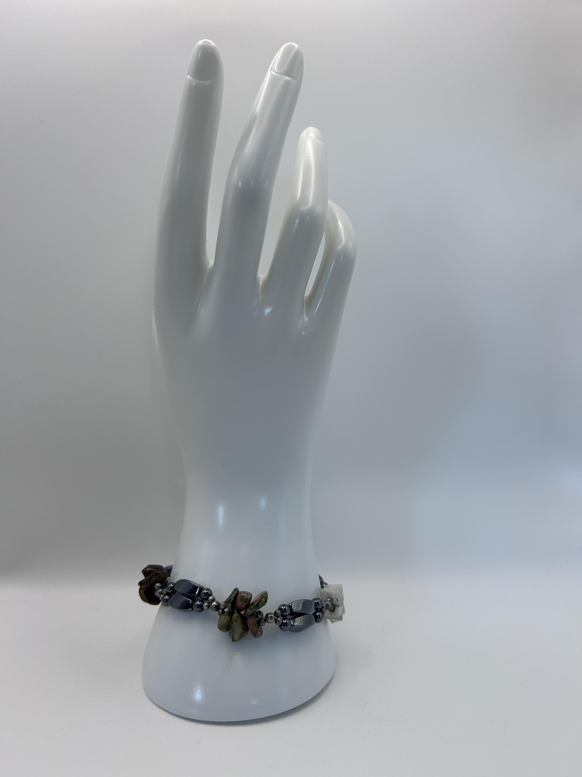 Bracelet Hematite Beaded Multicolor Gemstone Chip Boho 7 Inch Fashion Jewelry