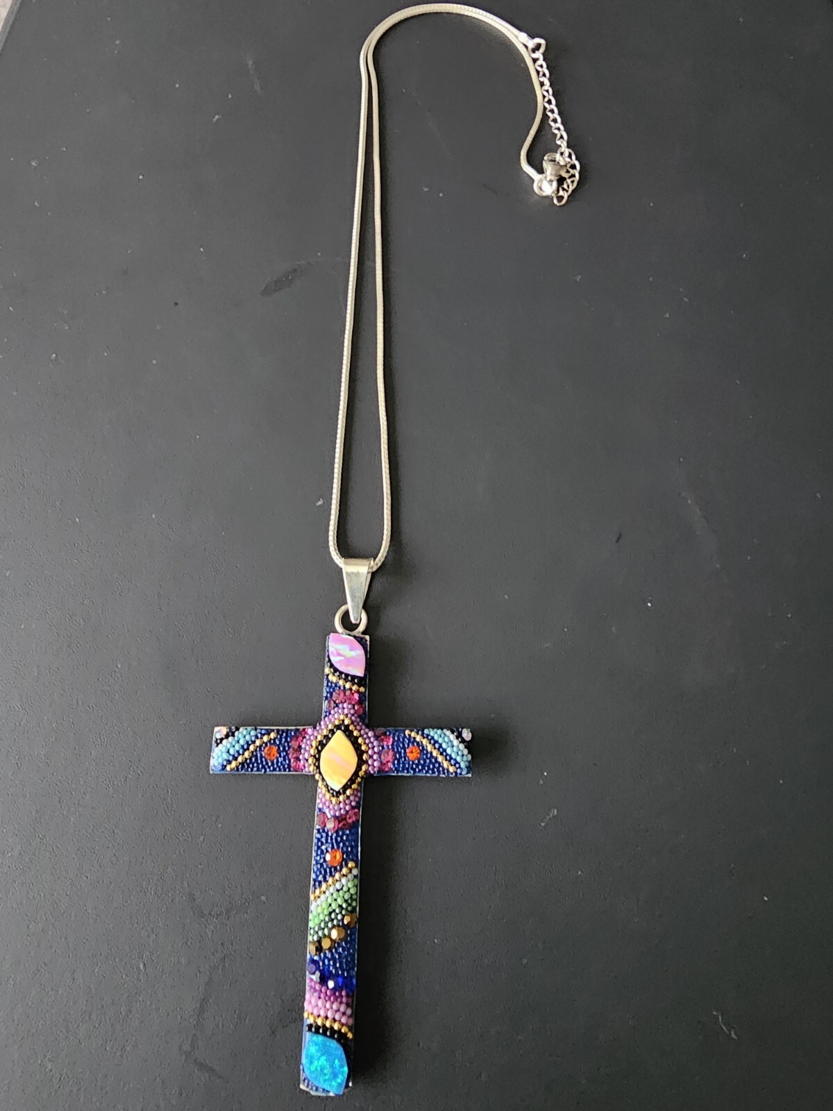 Cross Silver/Multicolored Beaded Man Made Opals W/Ajustable Chain Stamped 925