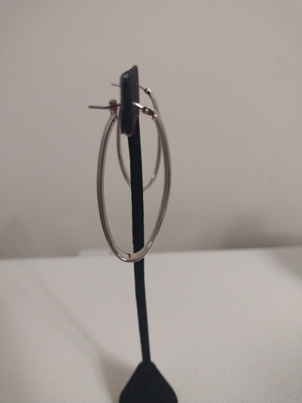 Bellezza Itaor 925 Silver Over Bronze Elongated Oval Hoop Earrings 1-3/4″ Italy