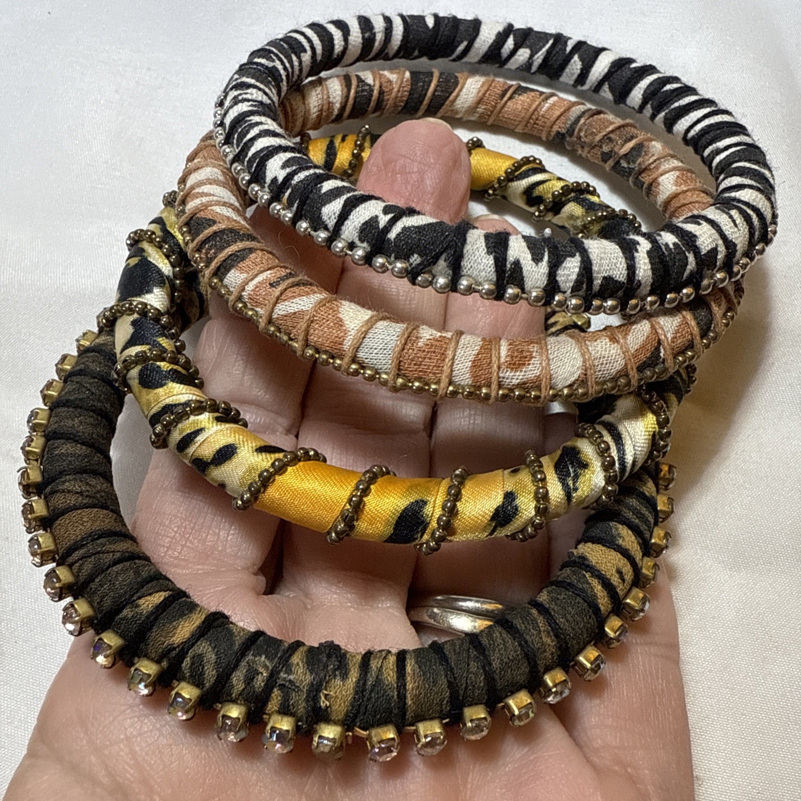 Costume Jewelry Bracelets Mixed Lot of 10 Various Materials PreOwned Good