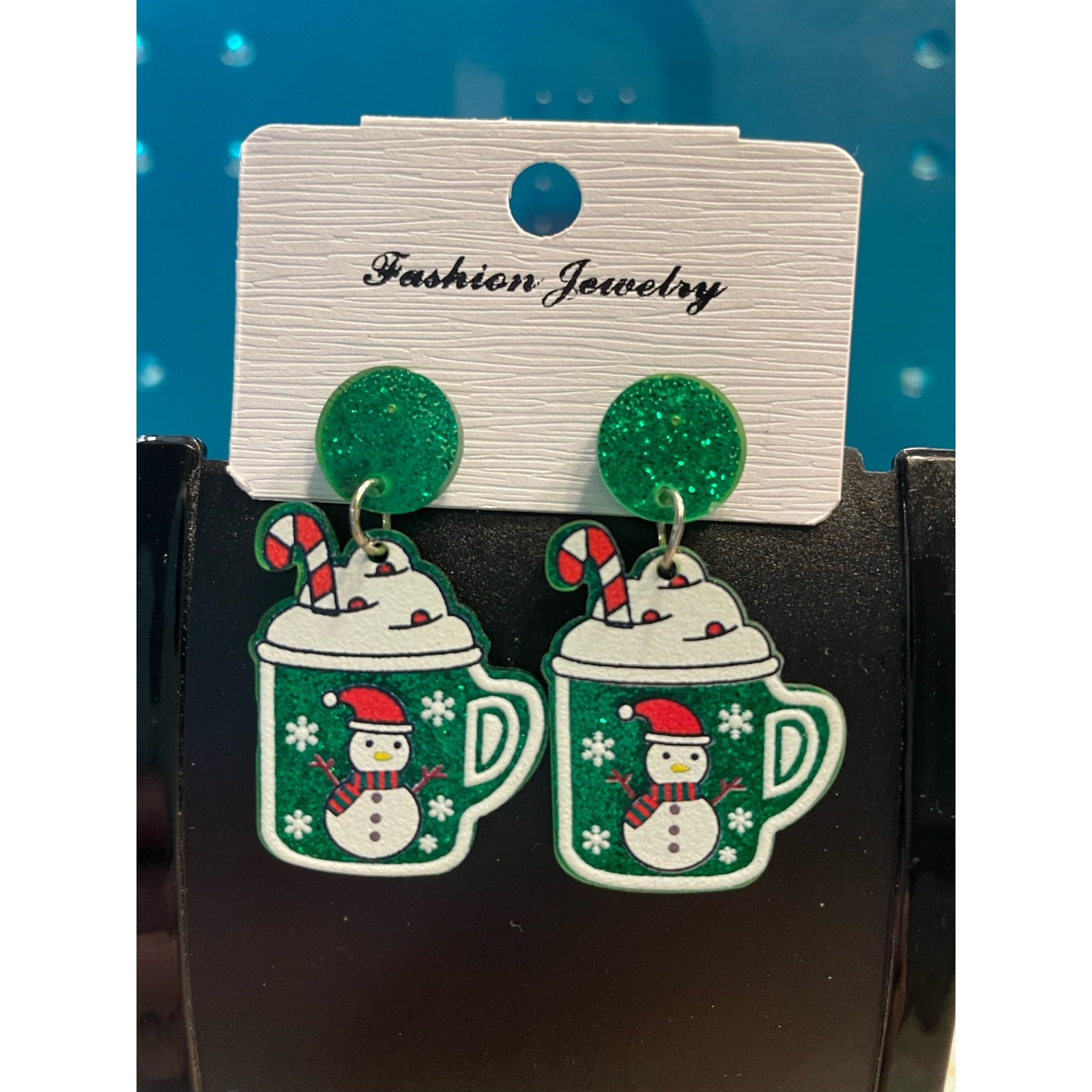 Christmas snowman coffee whipped cream cup drinks pierced drop earrings – NEW –