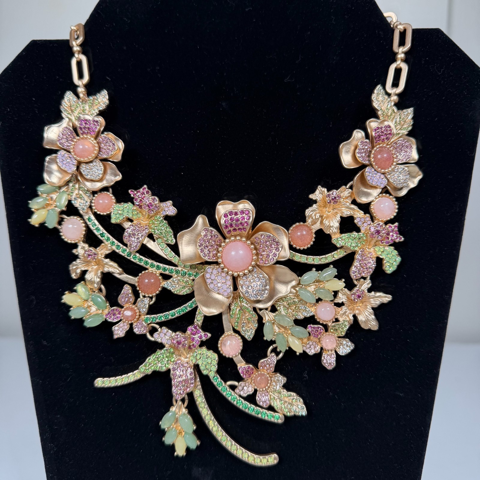 NWT White House Black Market Womens Gold Multicolor Floral Statement Necklace