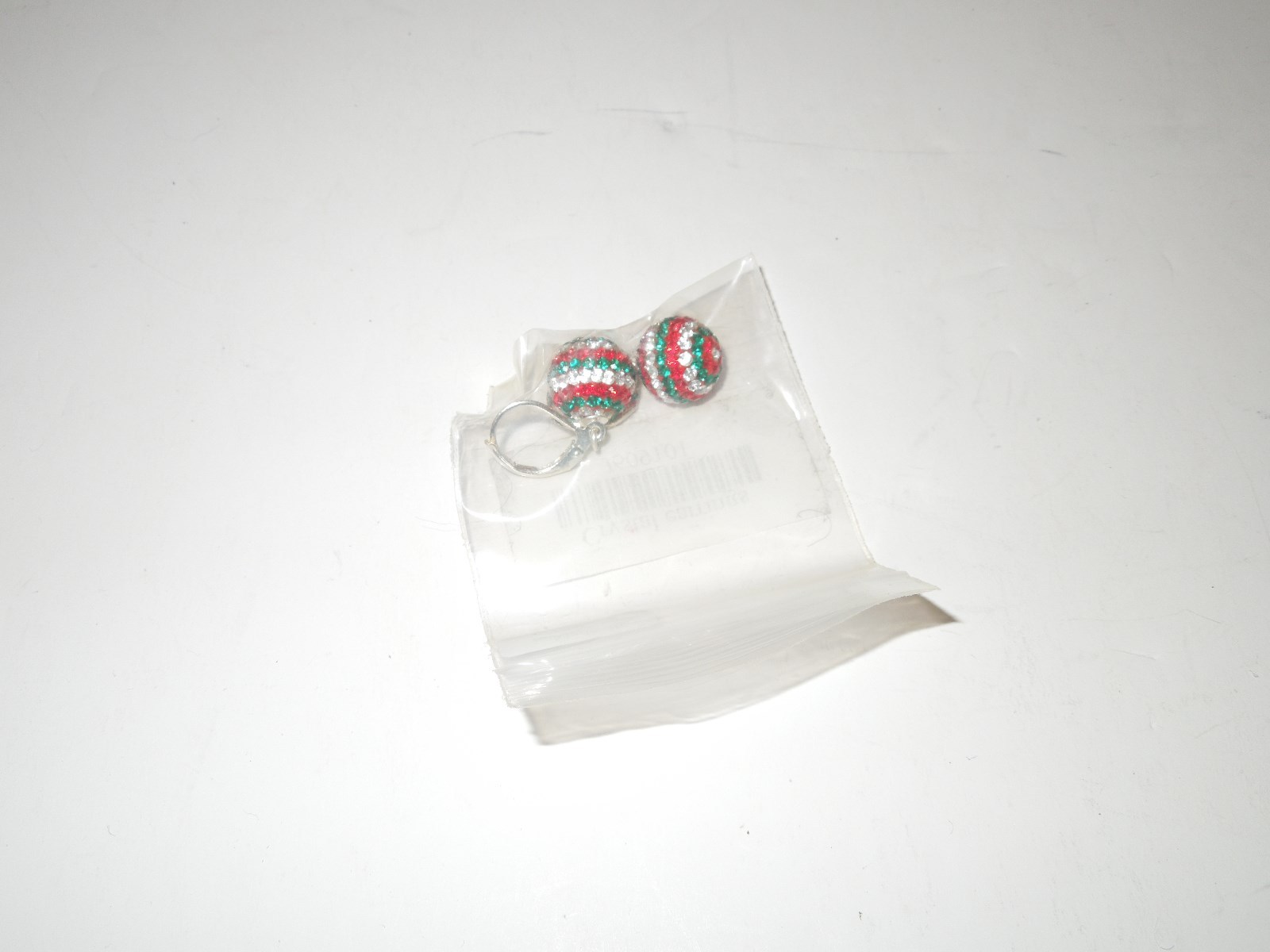 NIP Nature’s Jewelry Red Crystal Green Bling Holiday Dangle Earrings J609101