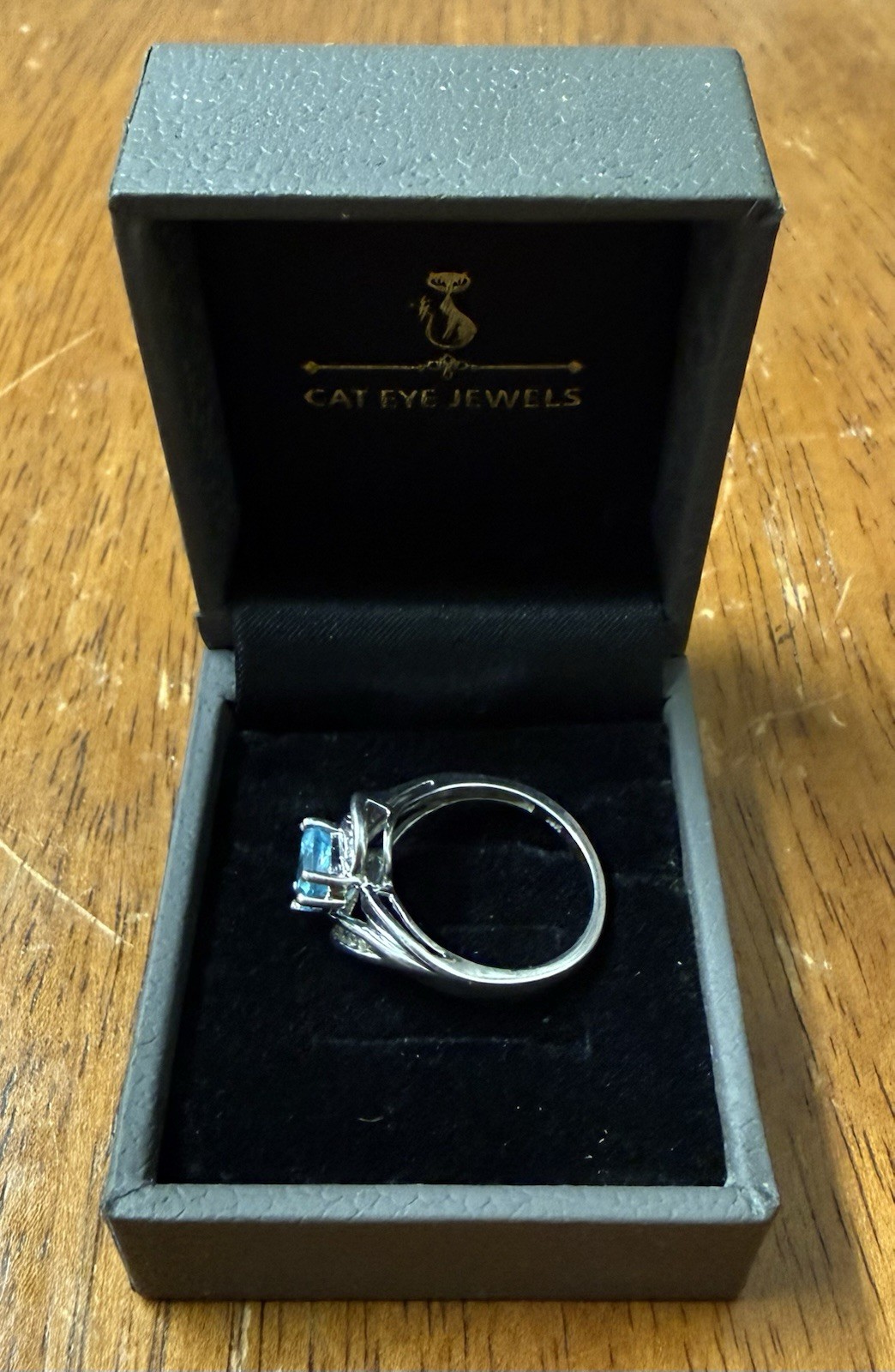 10k Solid White Gold Ring Blue Topaz Diamond Size 7