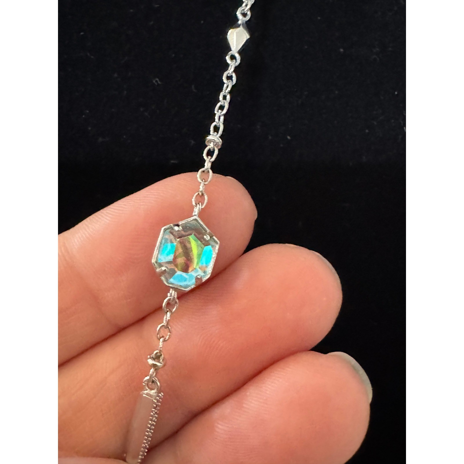 Kendra Scott Necklace Adjustable Silver Iridescent Dichroic Glass Bolo Bead