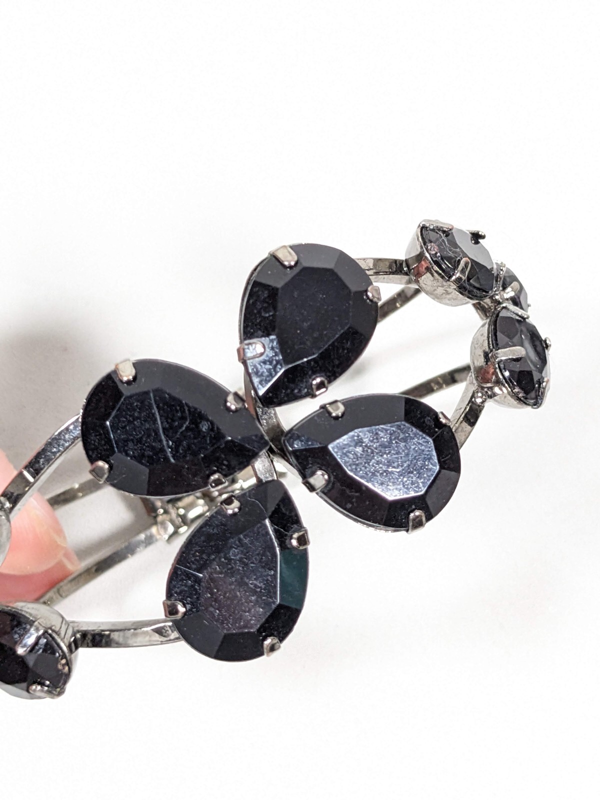 Black Flower Rhinestone Open Work Hinge Bangle Bracelet Gray Metallic 7 inch