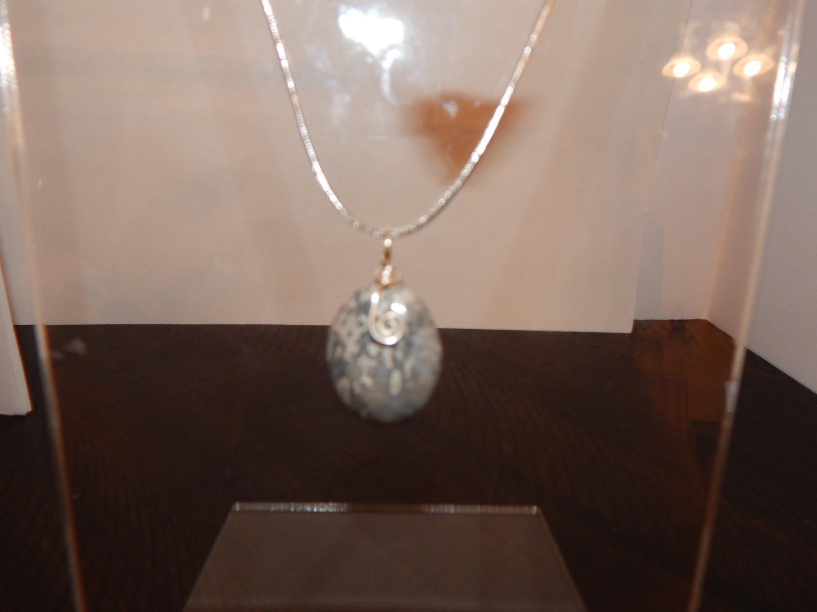 Semi Precious gem stone hand made wrapped 18″silvertone Necklace