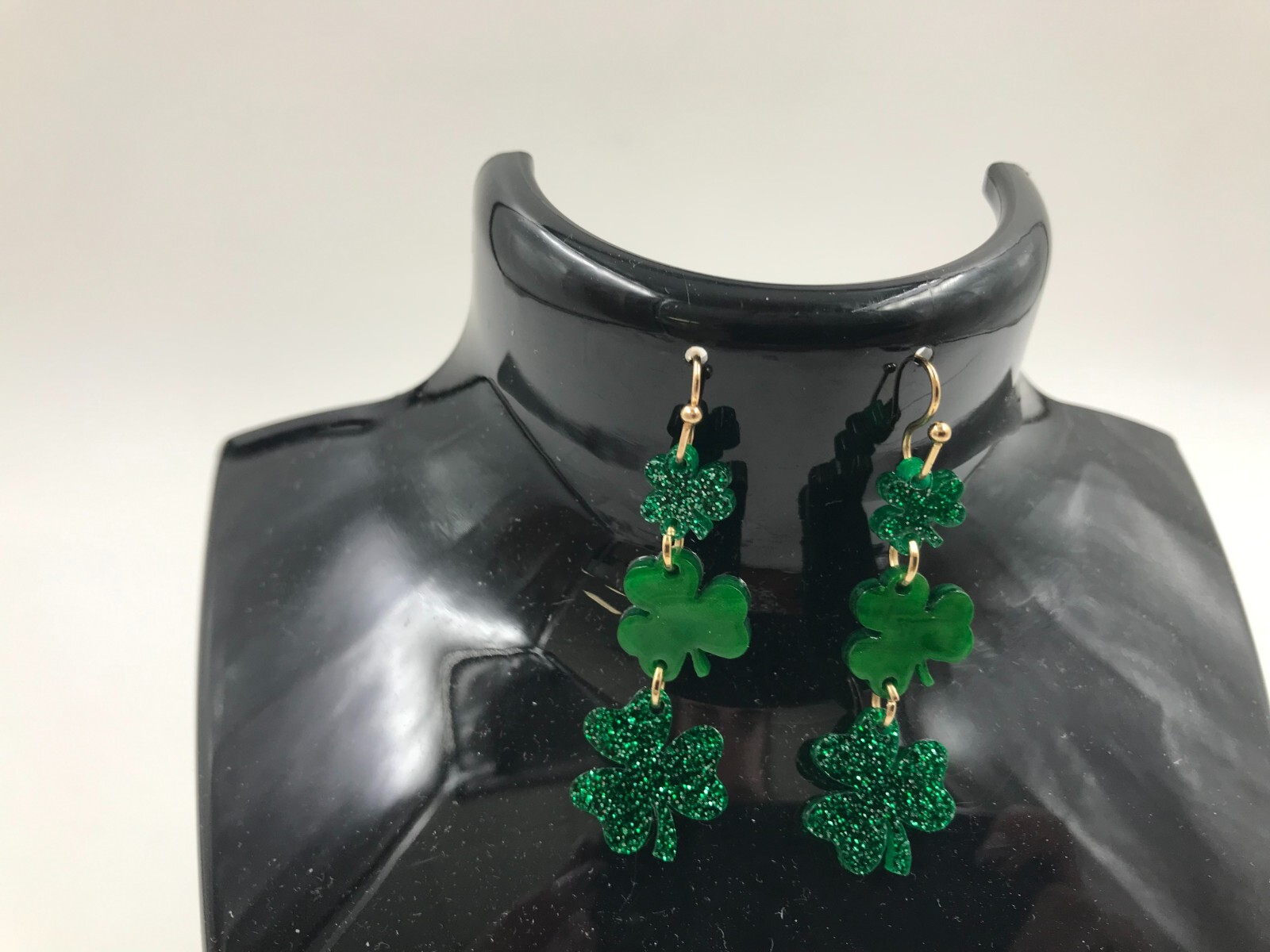 Metal & Plastic 2in Shamrock Dangle Earrings DD01B10043