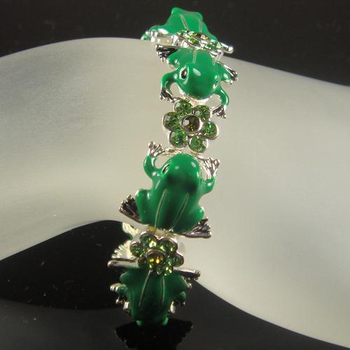 CUTE CRYSTAL FROG STRETCH BRACELET MADE WITH SWAROVSKI ELEMENTS