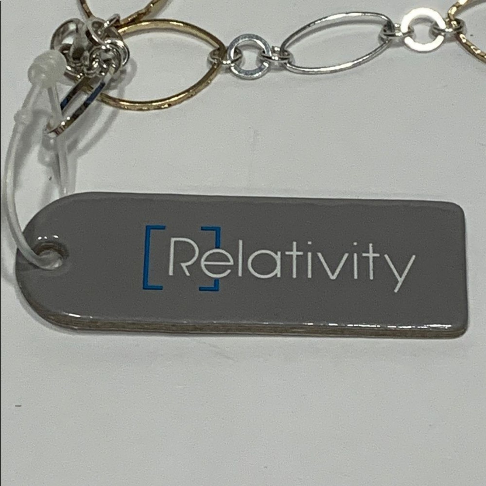 Relativity Two-Tone Gold and Silver loop chain Necklace 24” New NWT