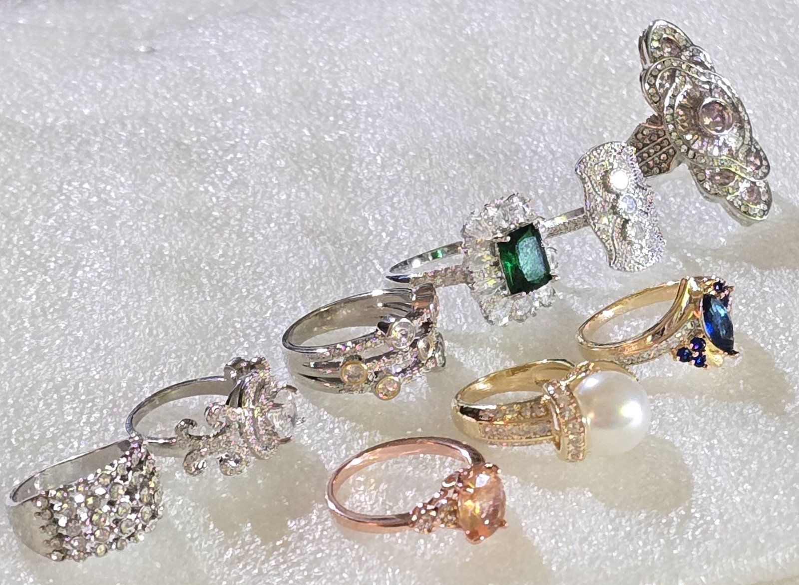Blingy RHINESTONES Metal Cocktail Fancy Rings Lot Sizes 6-10.5