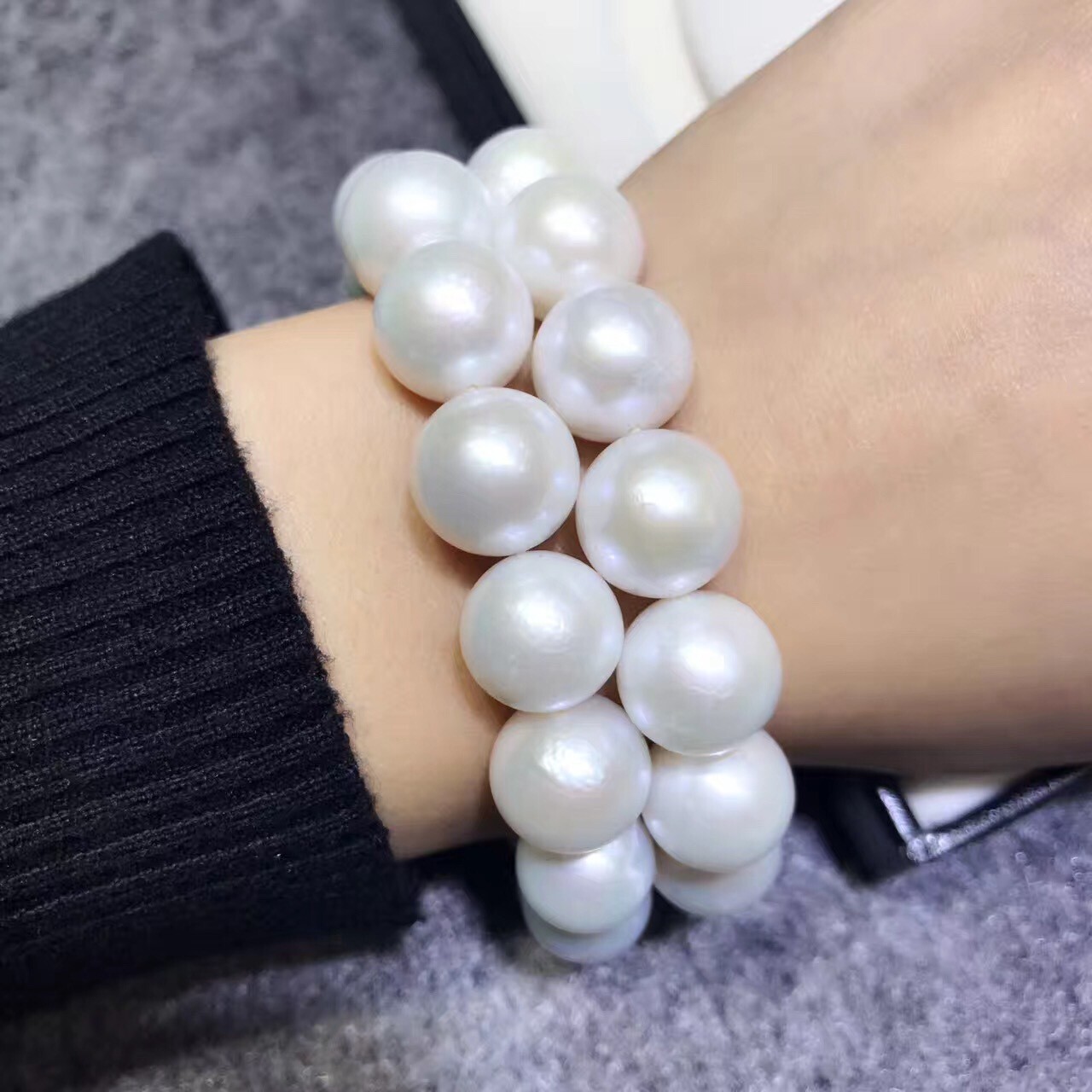 NaturalAAAA11-12mm Japanese Round Pearl Girl Elastic RopeClosed Bracelet 7.5-8in