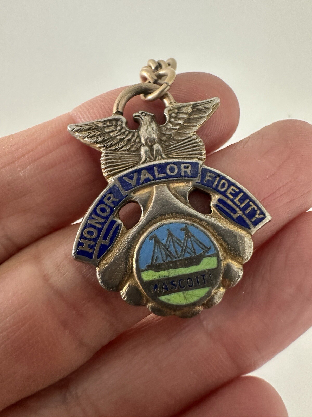 Bracelet Mascotte Charm Honor Valor Fidelity N S Meyer New York Medal 7″ VTG