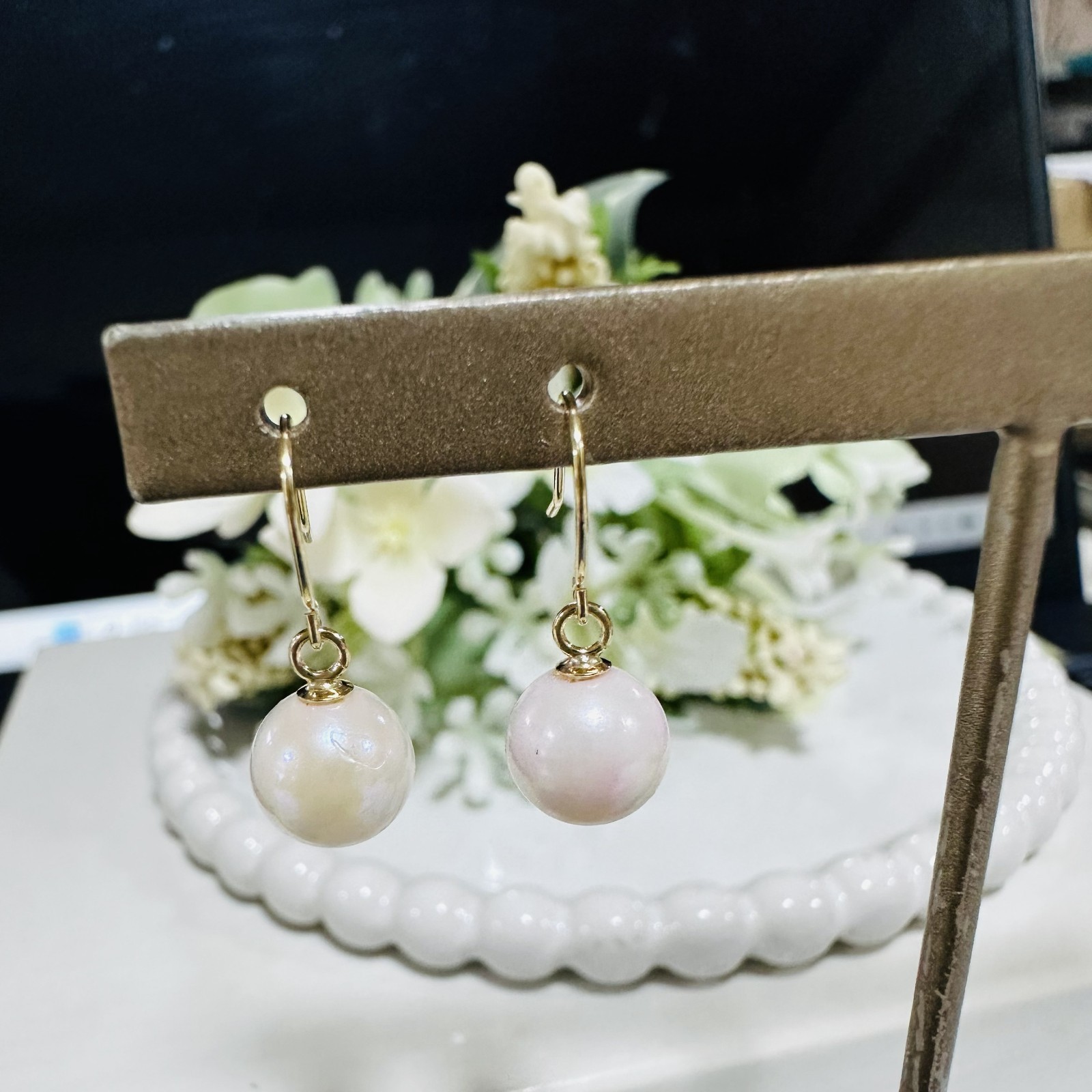 18K Yellow Gold Natural Akoya Pearl Hook Dangle Drop Earrings 6.5mm Japan