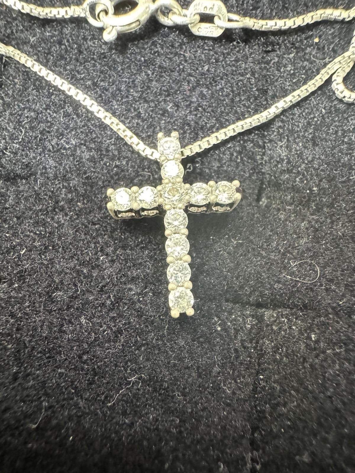925 Sterling Silver Cross Charm Pendant Necklace White Stones Box Chain Signed