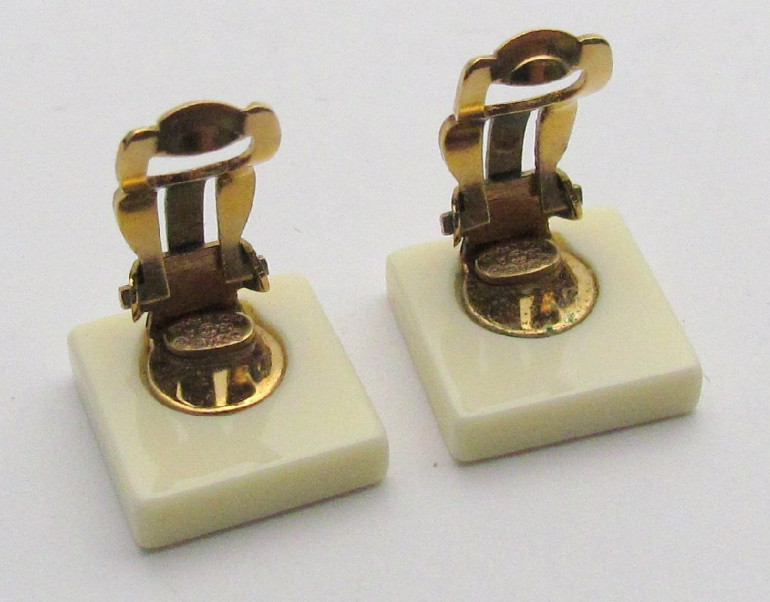CHANEL 02A Clip On Earrings Cream Square CC Logo Vintage Made in France with Box