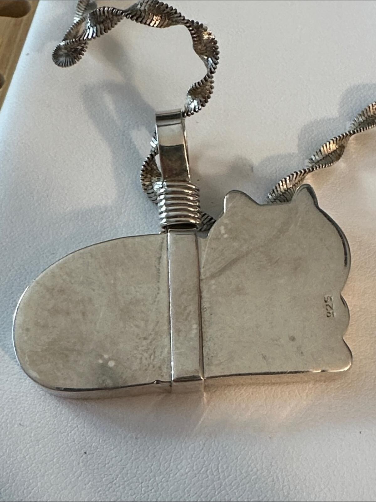 Sterling Silver Cat Pendant Necklace with twisted chain. Hollow. 20g