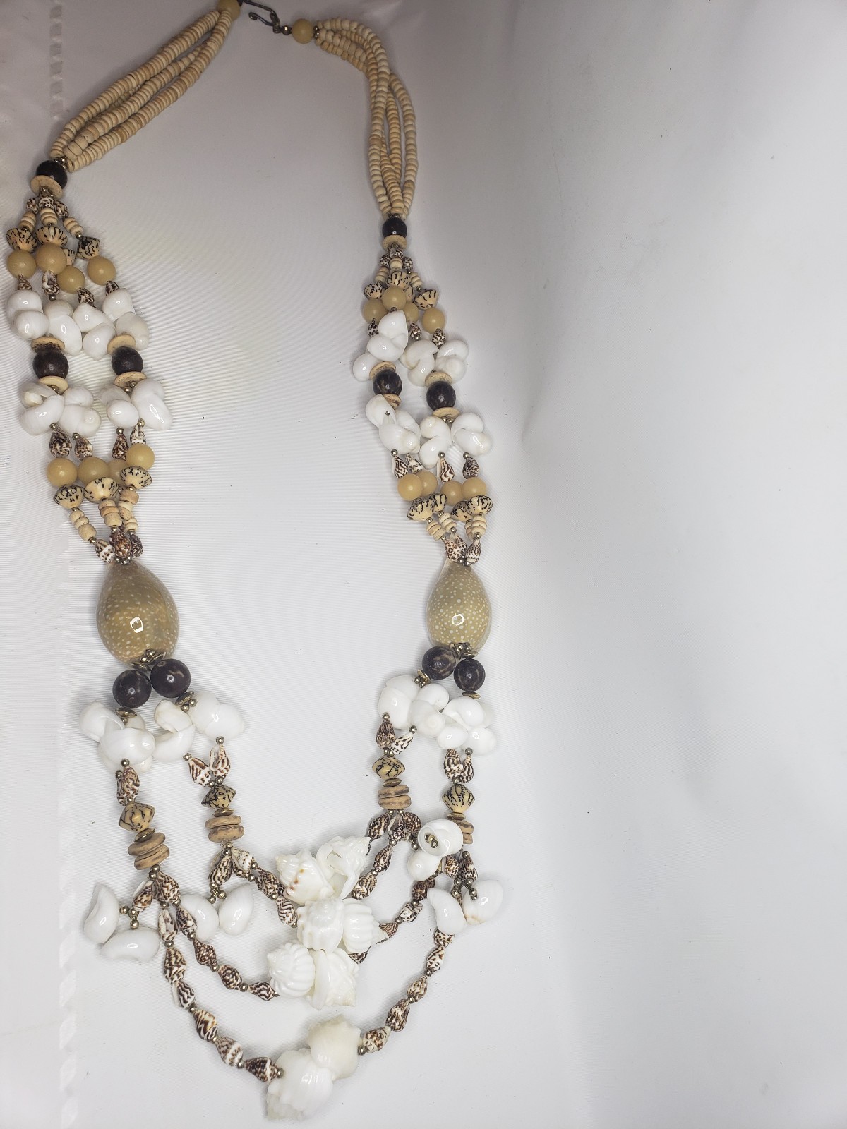Large Cowrie Summer Shell Necklace Coastal Boho Island Style varied shells NICE!
