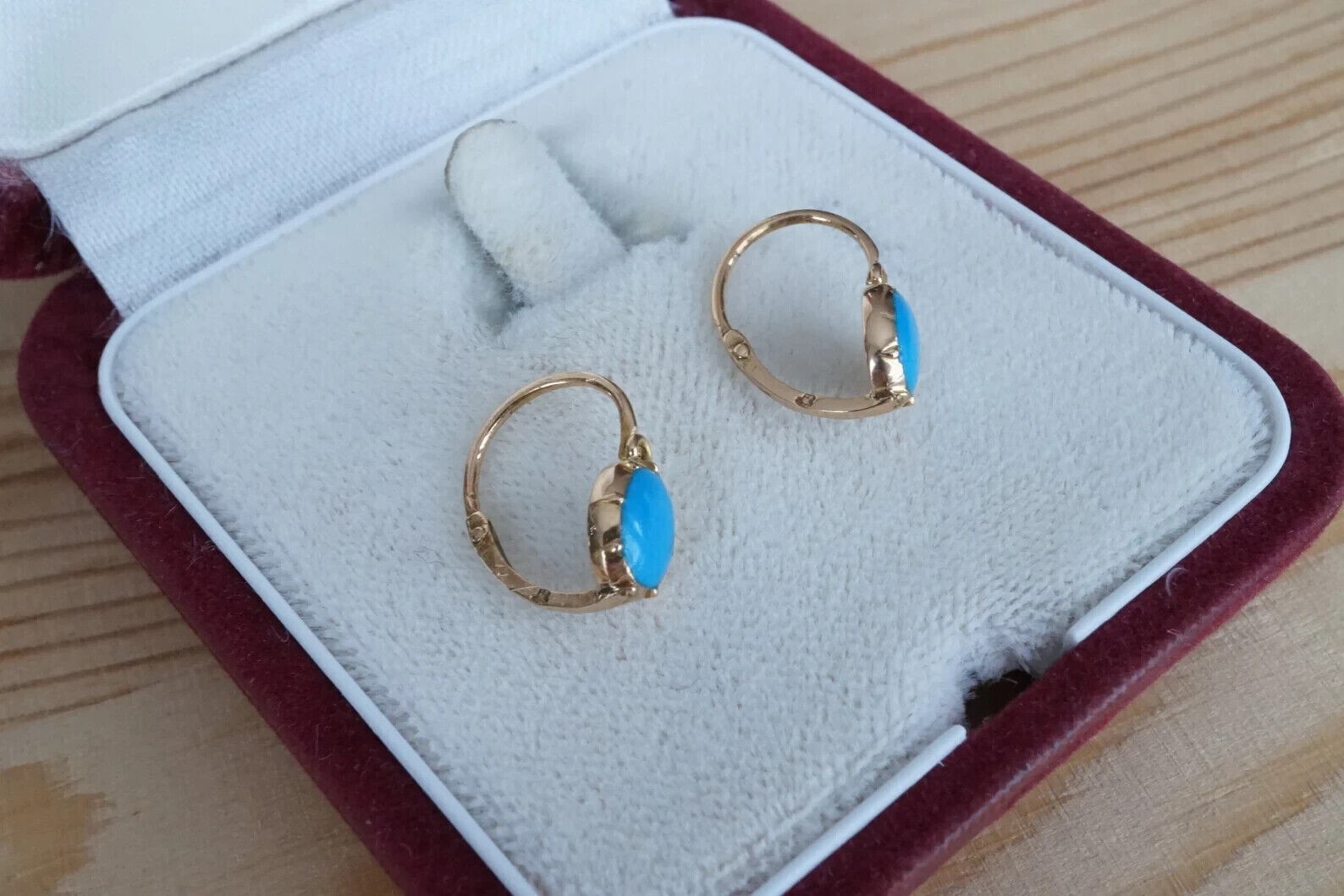 2 Ct Oval Simulated Turquoise Women’s Beautiful Earring 14K Yellow Gold Plated