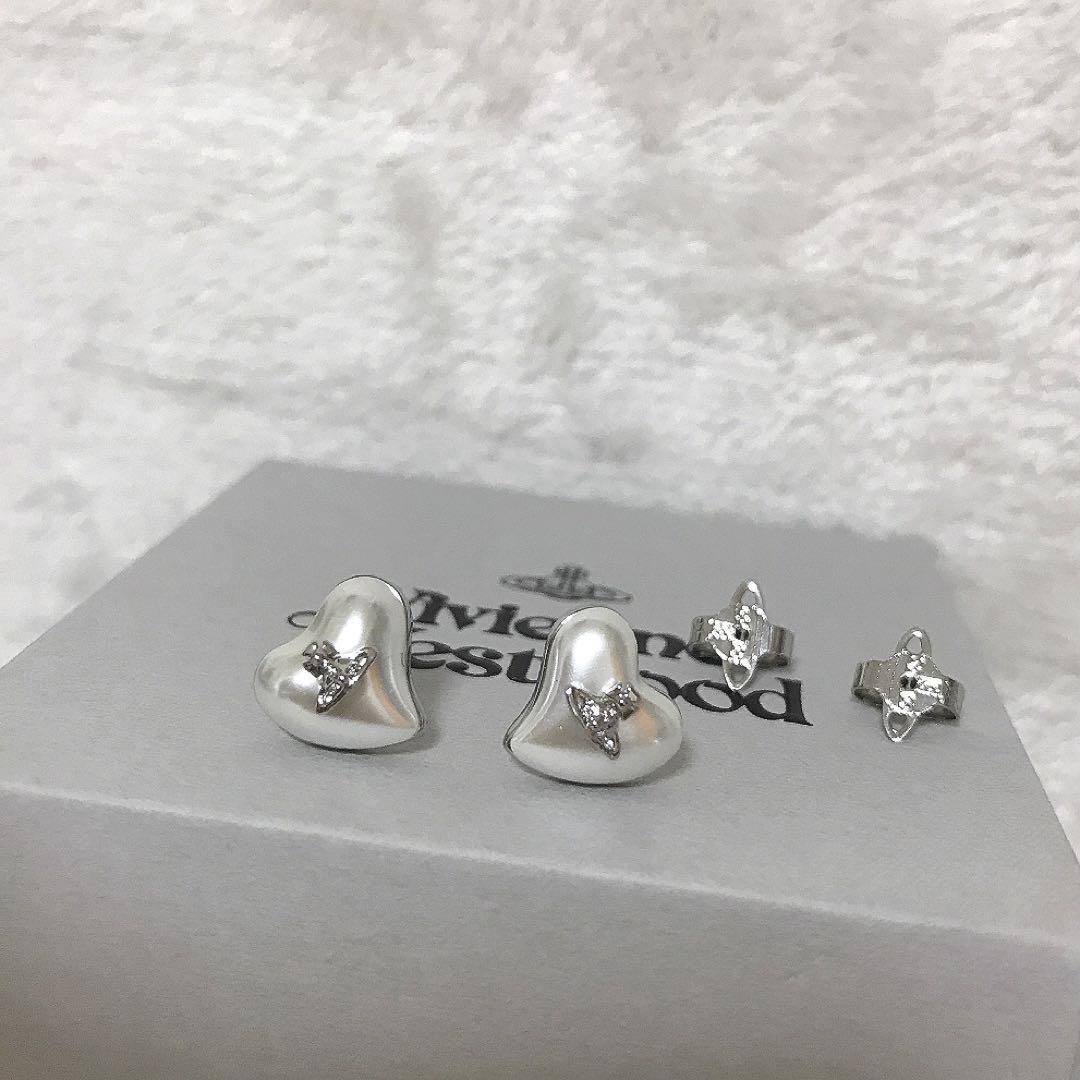 Vivienne Westwood Earrings Pierce Heart Pearl Silver NO BOX Accessories [E2278