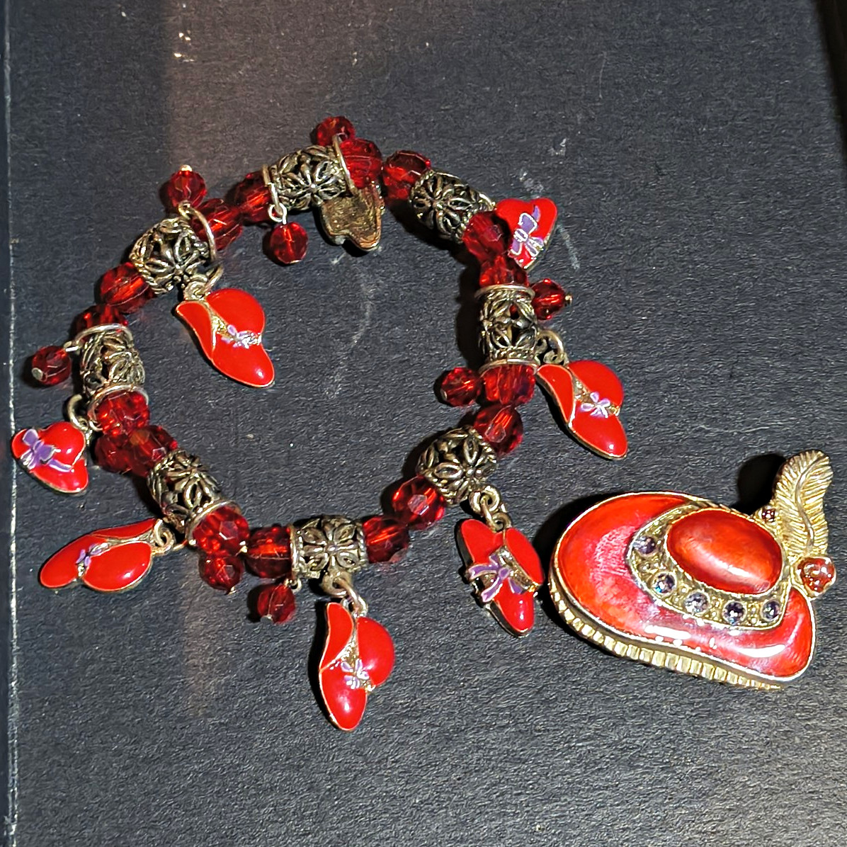 Vintage Red Hat Society Jewelry Lot Set Charm Stretch Bracelet & Brooch Pin Rhin